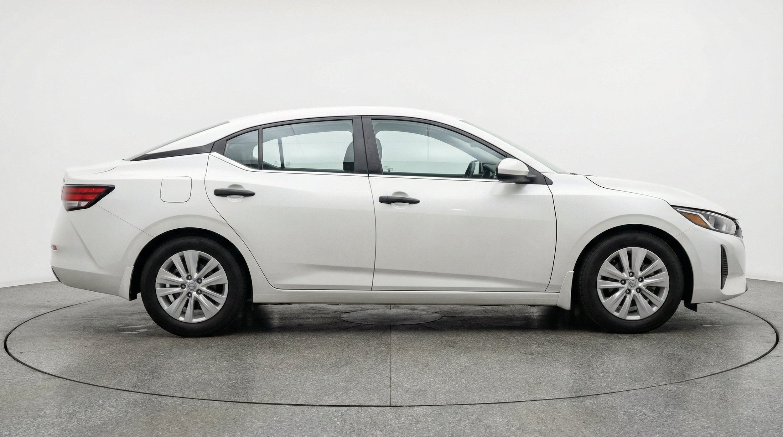 Thumbnail: 2025 Nissan Sentra - 11