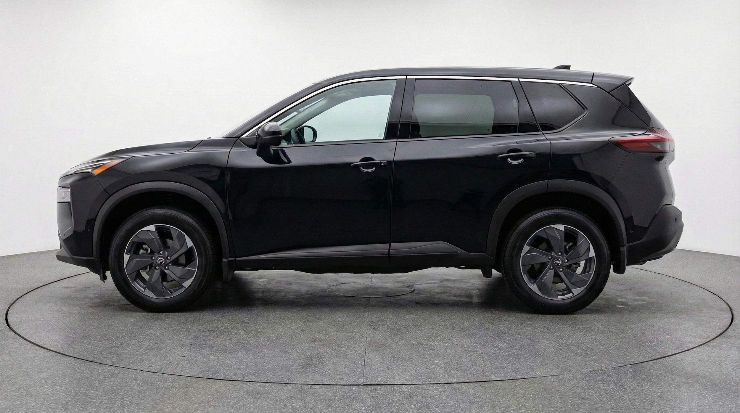 Thumbnail: 2025 Nissan Rogue - 4