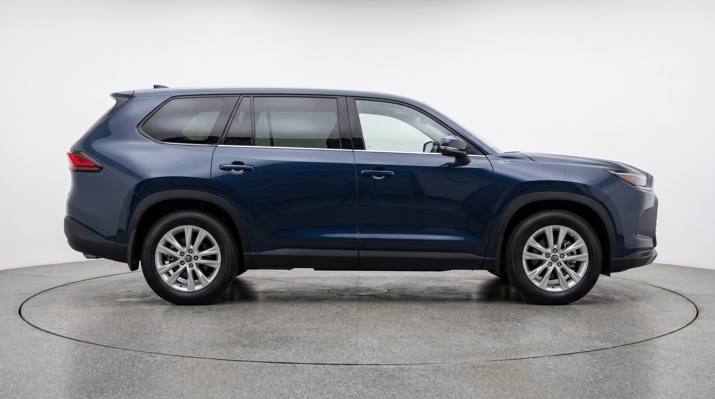 Thumbnail: 2025 Toyota Grand Highlander - 11