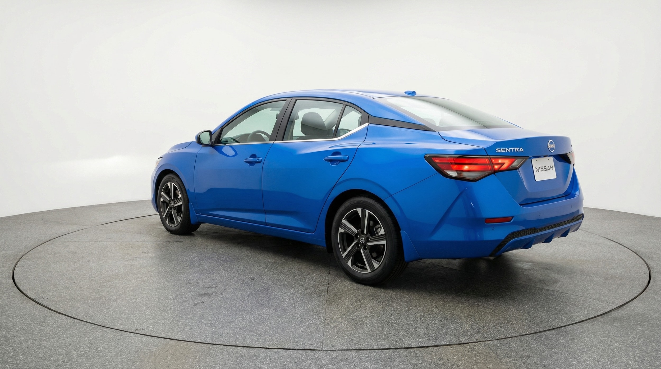 Thumbnail: 2025 Nissan Sentra - 5