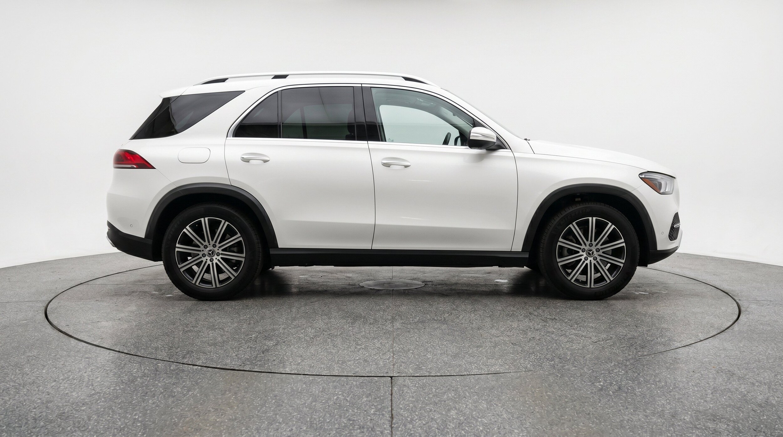 Thumbnail: 2026 Mercedes-Benz GLE - 11