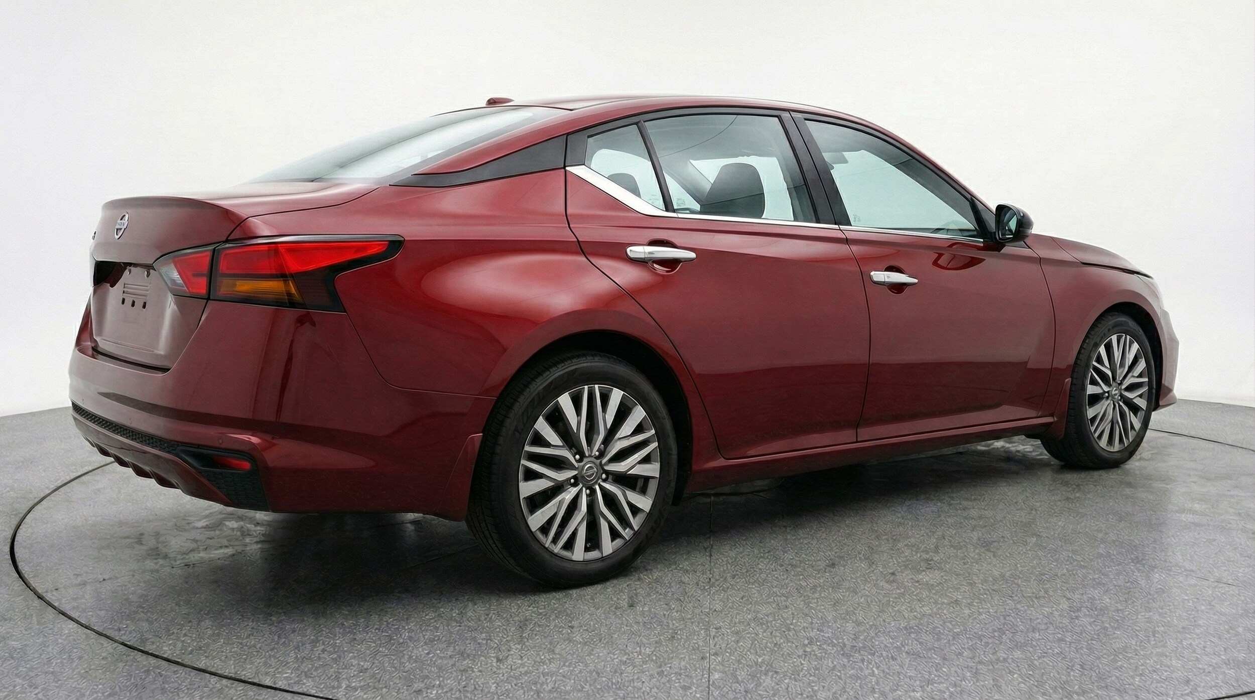 Thumbnail: 2025 Nissan Altima - 7