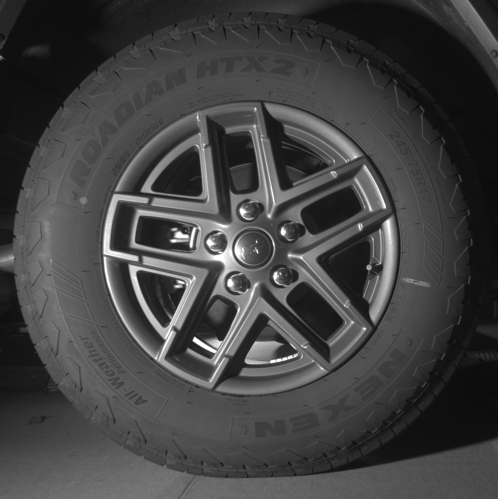 Thumbnail: 2025 Jeep Wrangler - 15