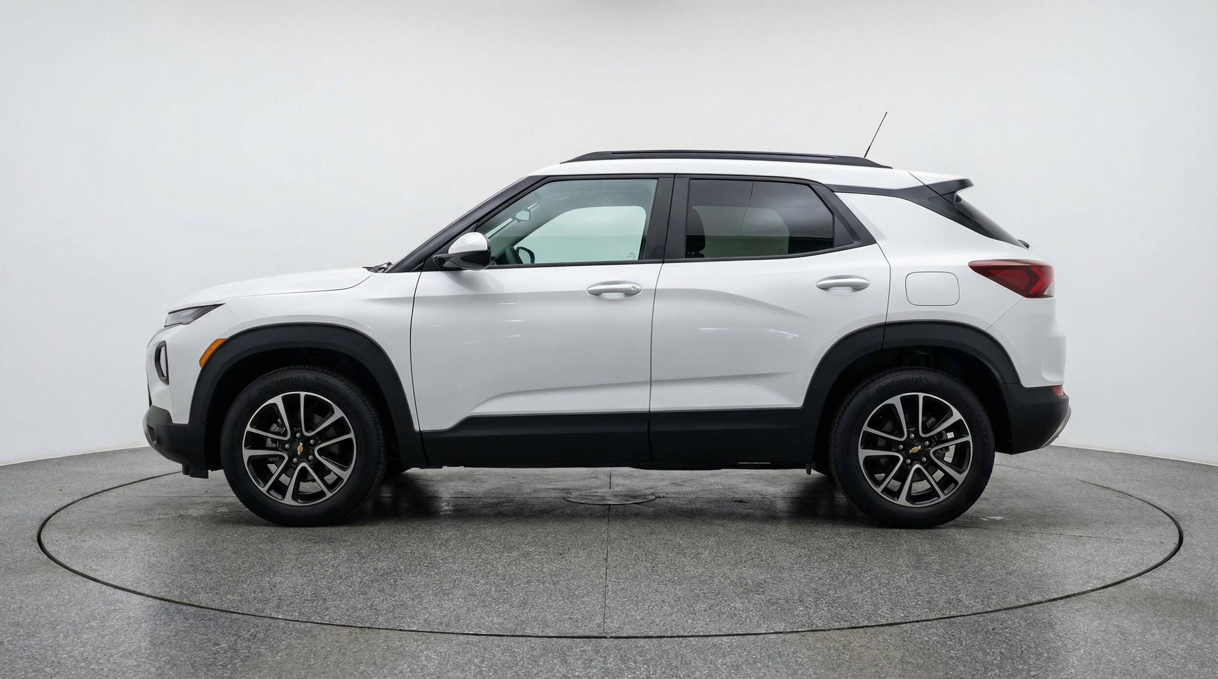 Thumbnail: 2025 Chevrolet TrailBlazer - 4