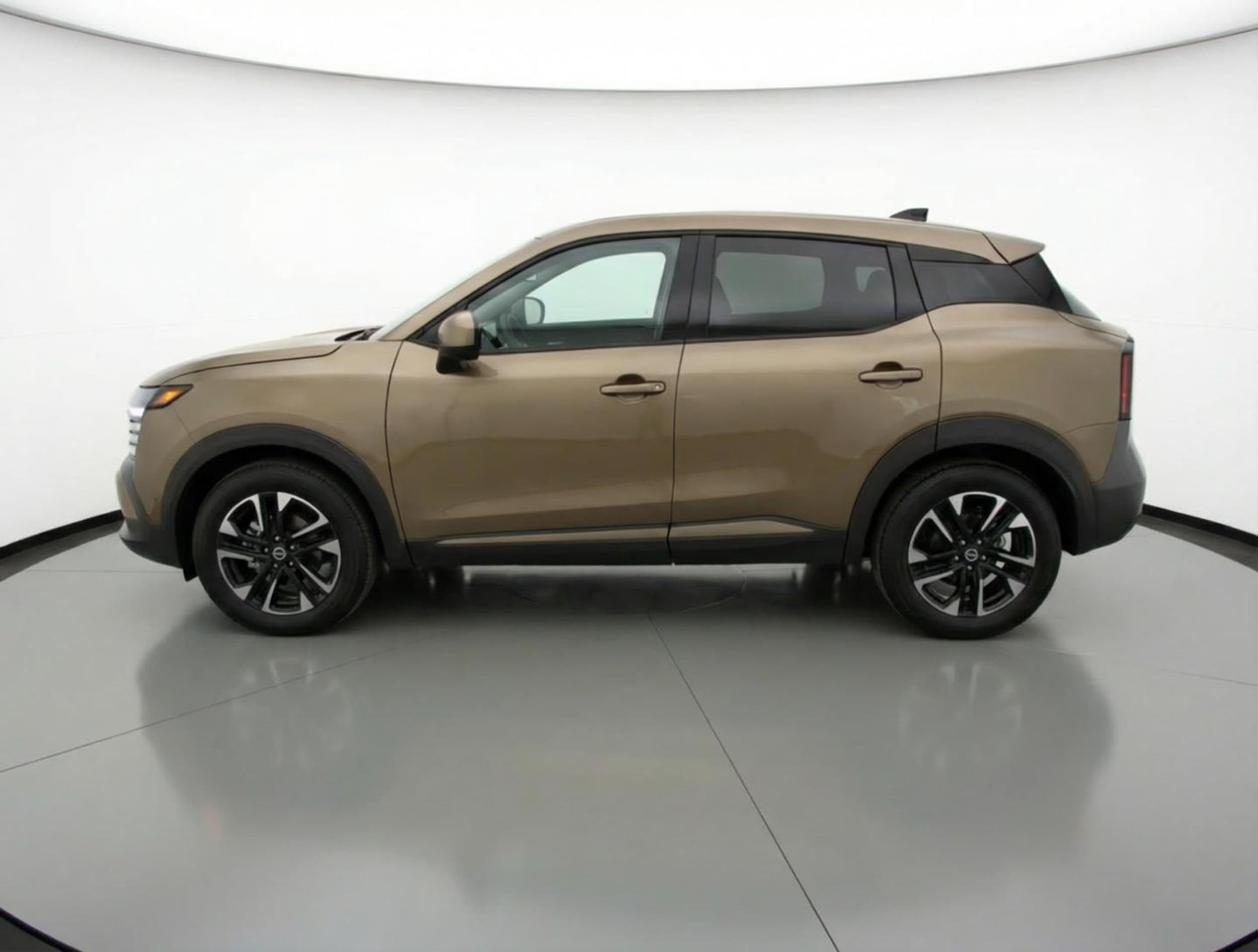 Thumbnail: 2025 Nissan Kicks - 4