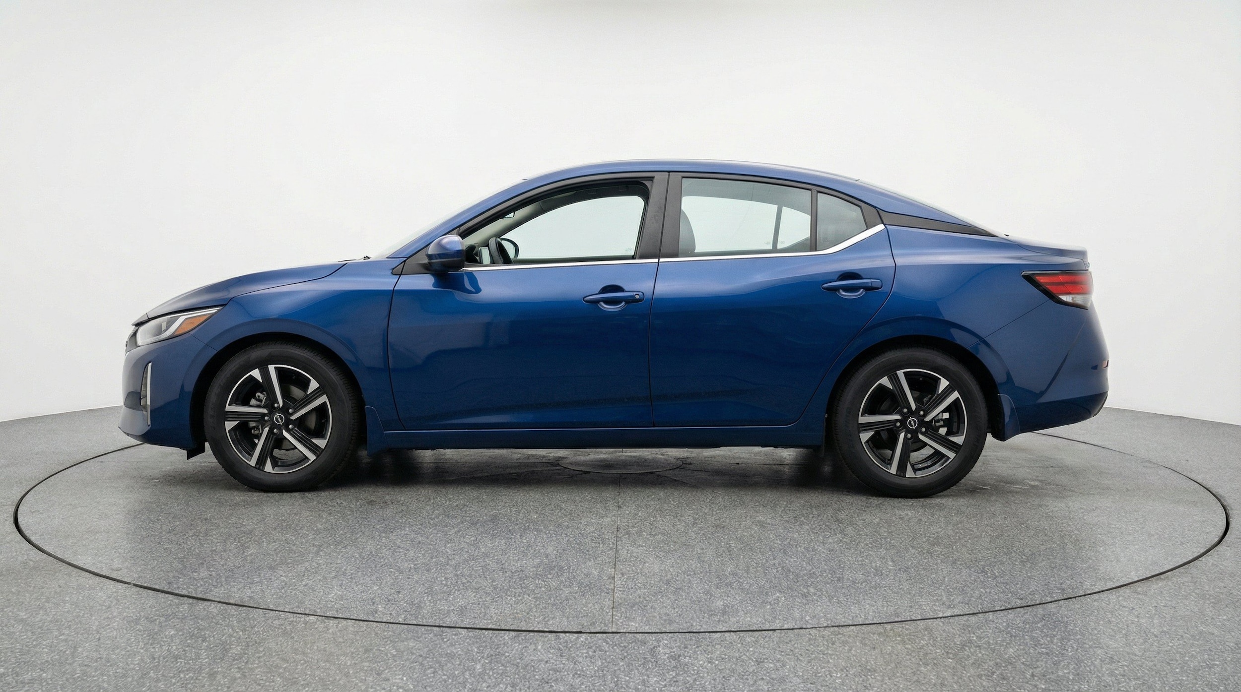 Thumbnail: 2025 Nissan Sentra - 5
