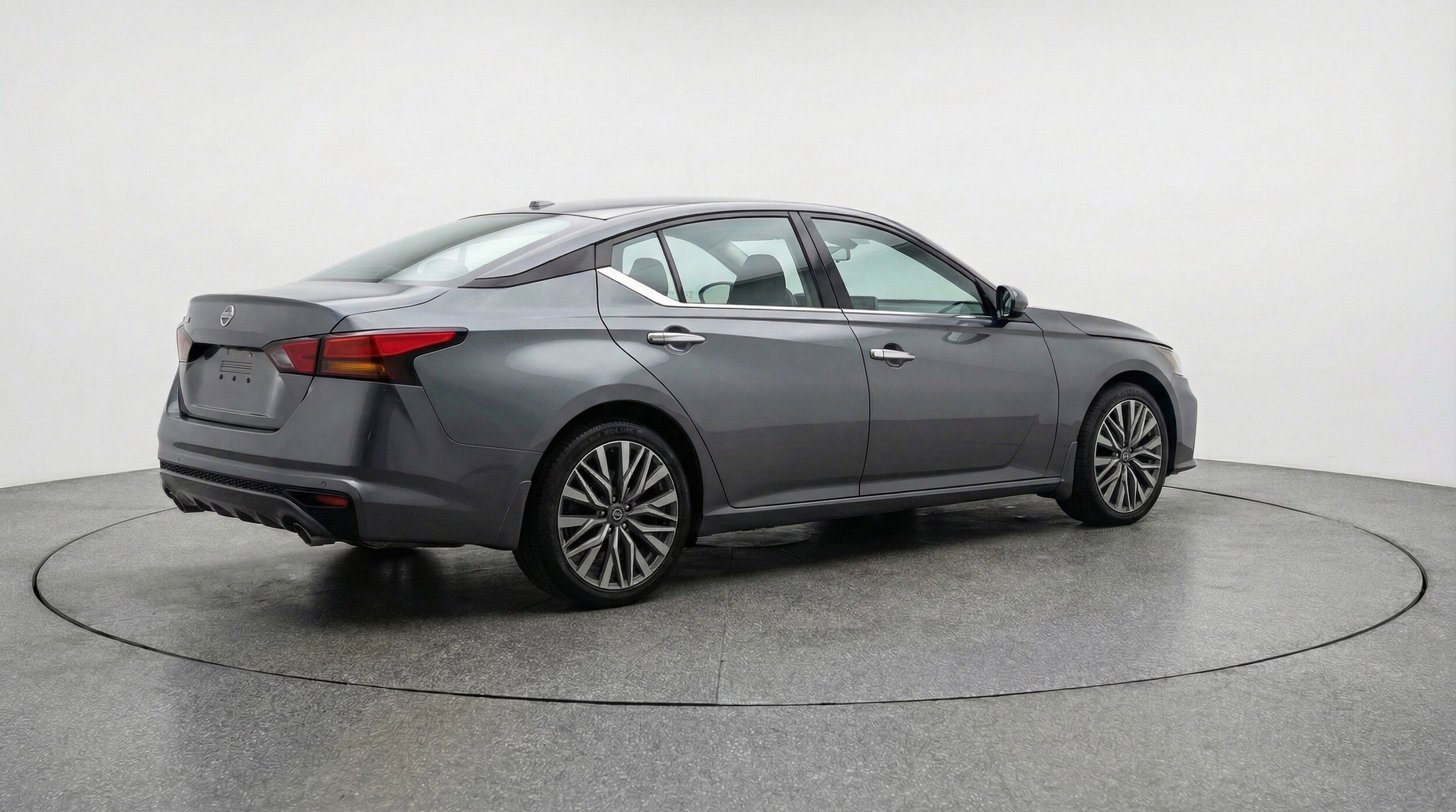 Thumbnail: 2025 Nissan Altima - 9