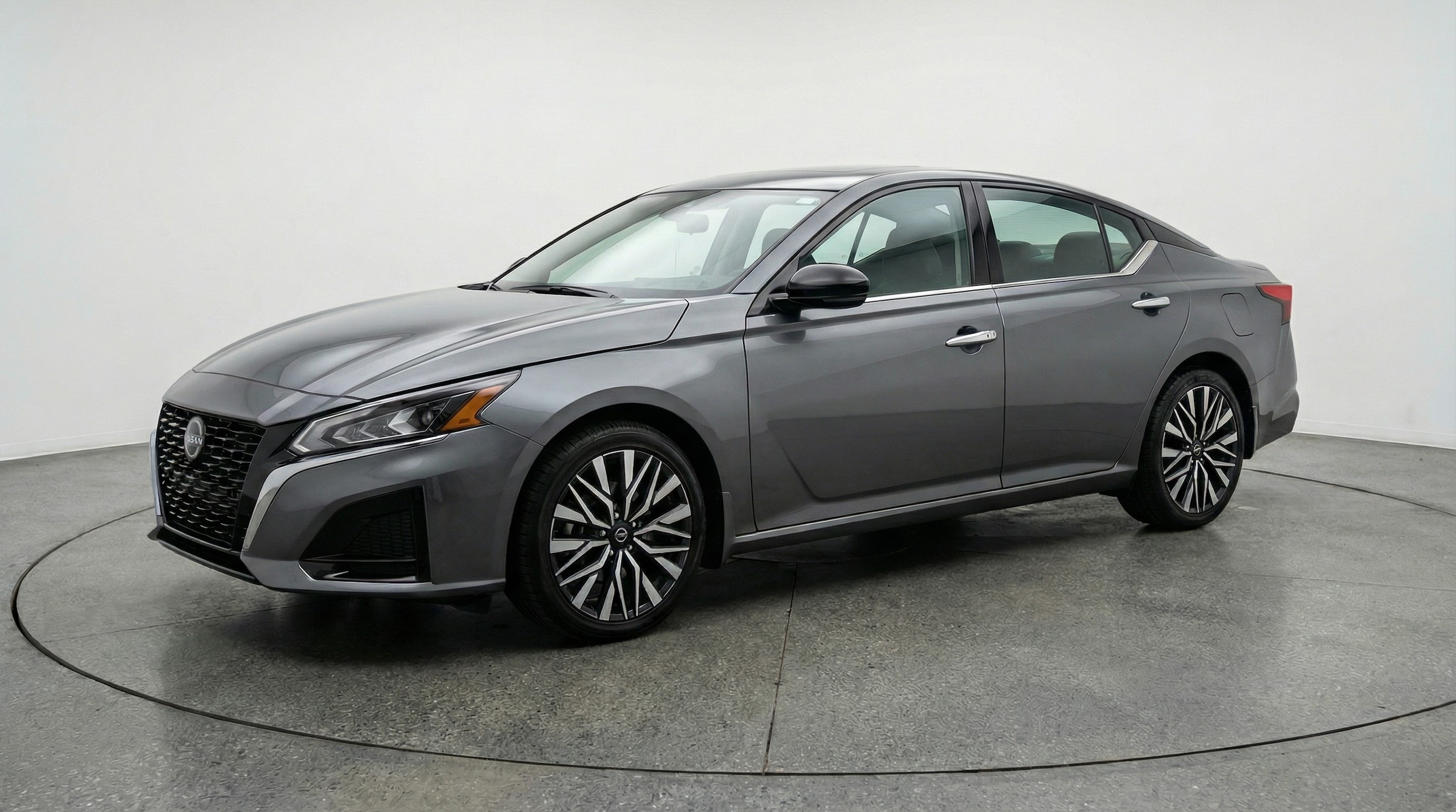 Thumbnail: 2025 Nissan Altima - 3