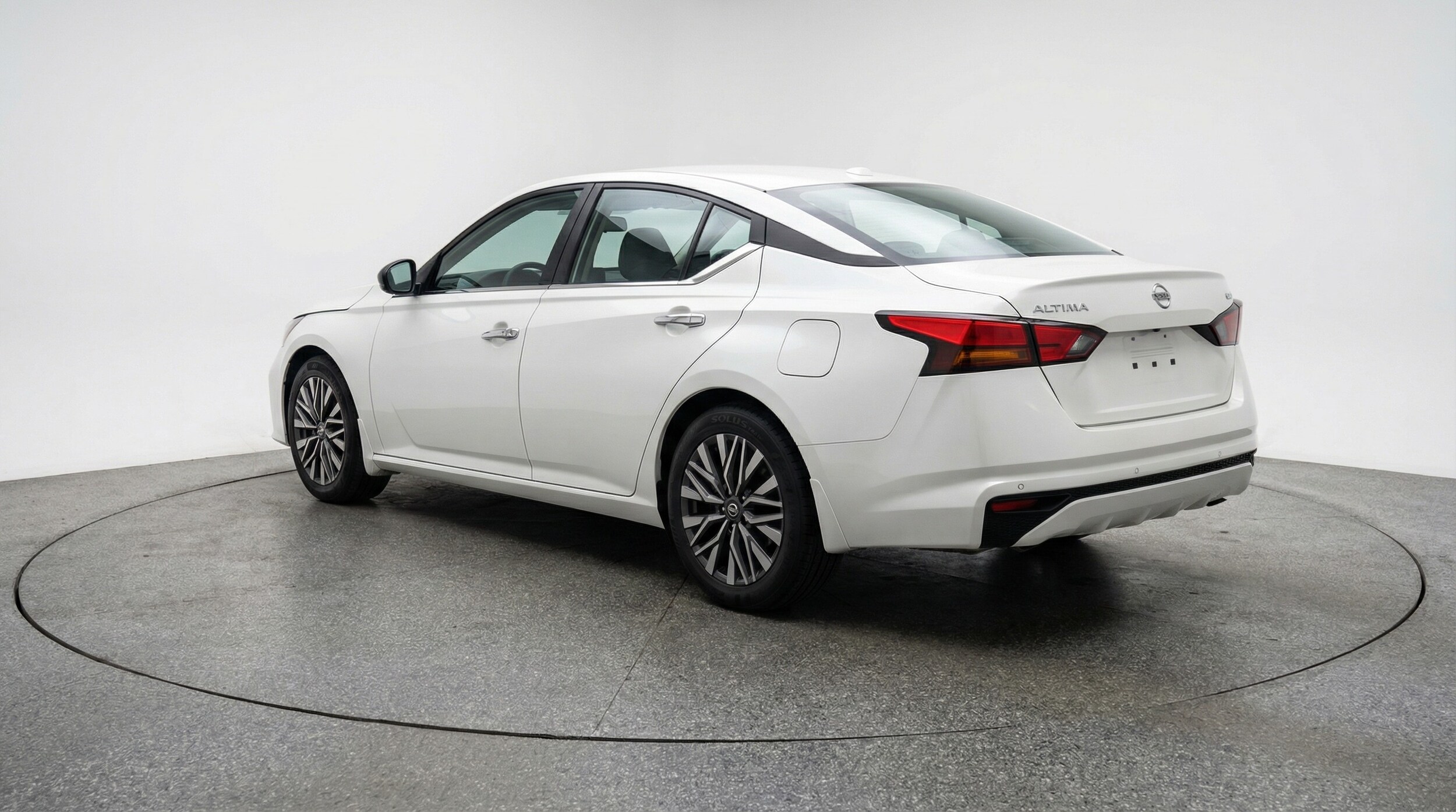 Thumbnail: 2025 Nissan Altima - 5