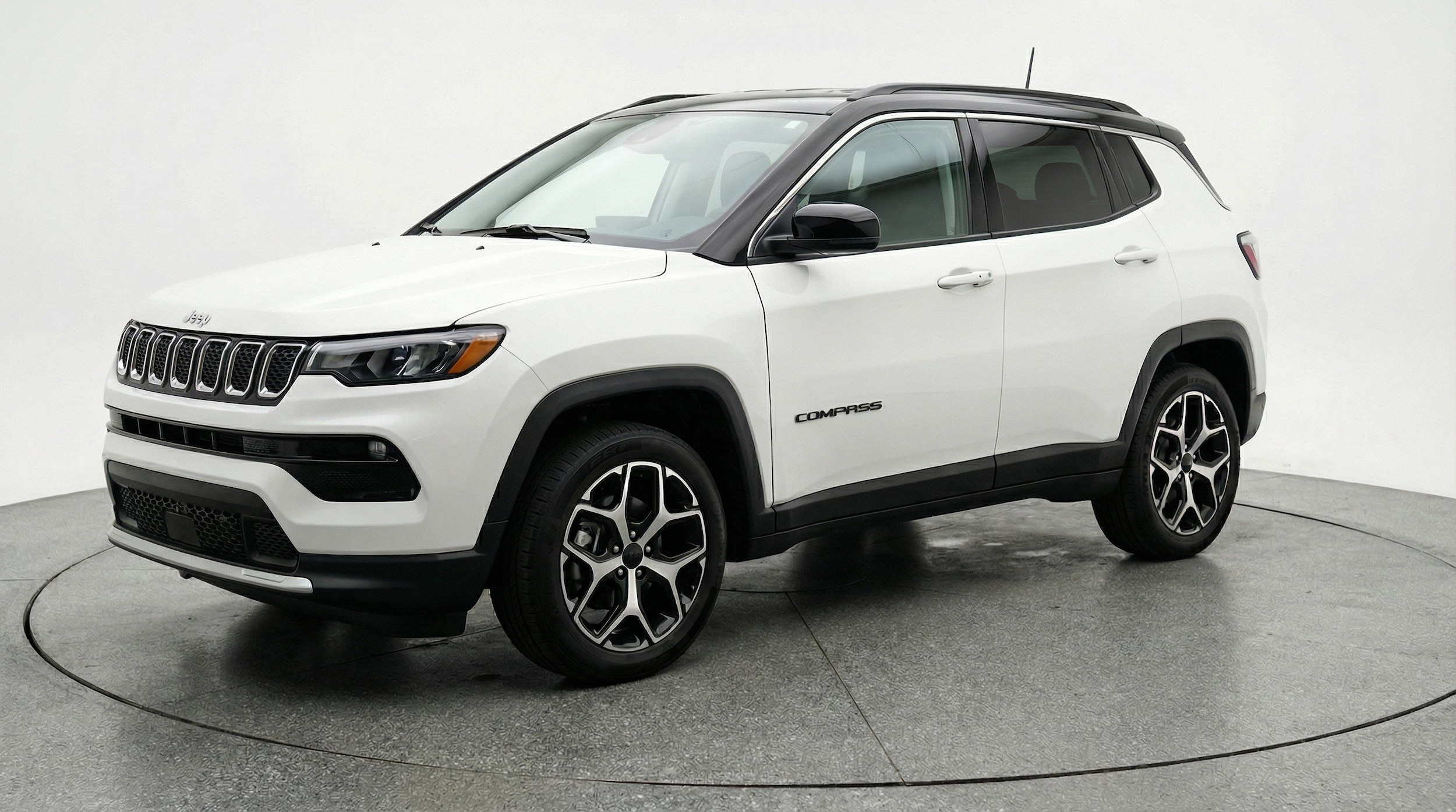 Thumbnail: 2025 Jeep Compass - 3