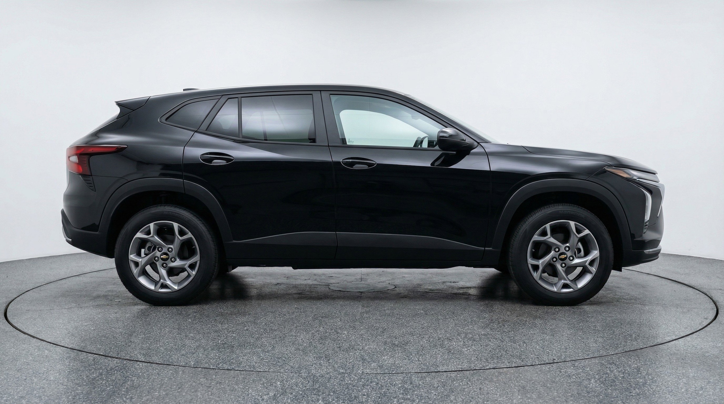 Thumbnail: 2025 Chevrolet Trax - 11