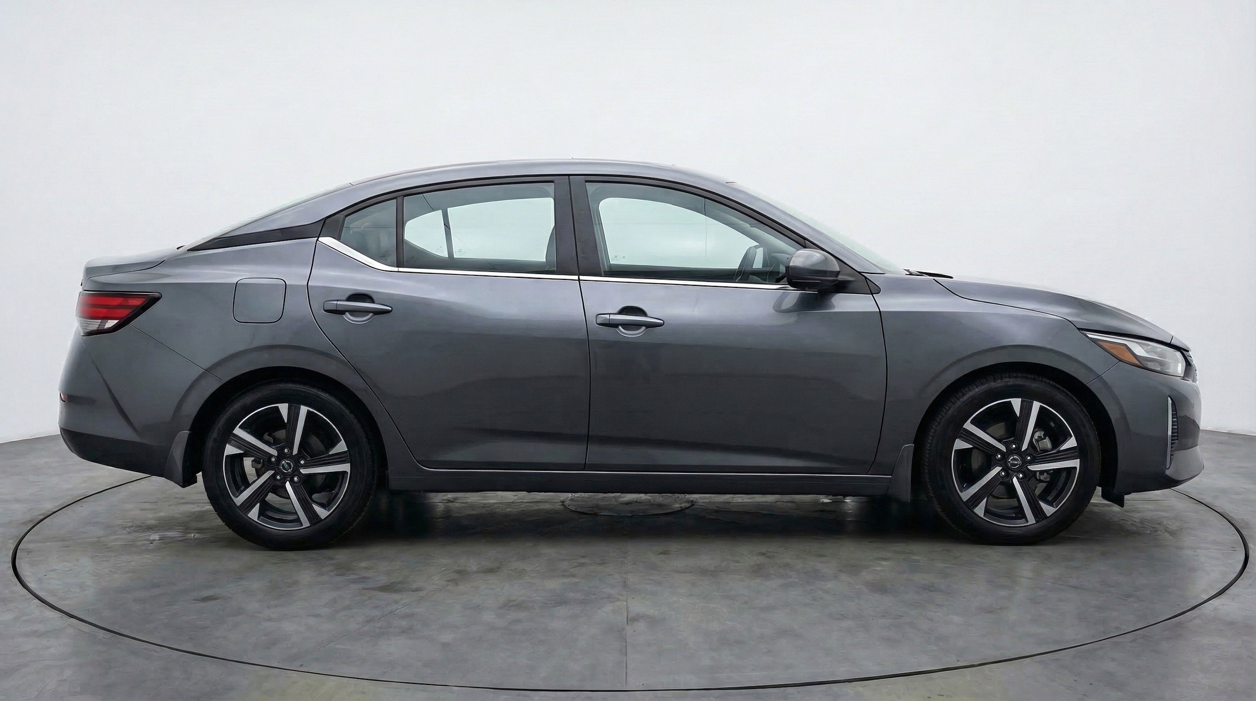 Thumbnail: 2025 Nissan Sentra - 11