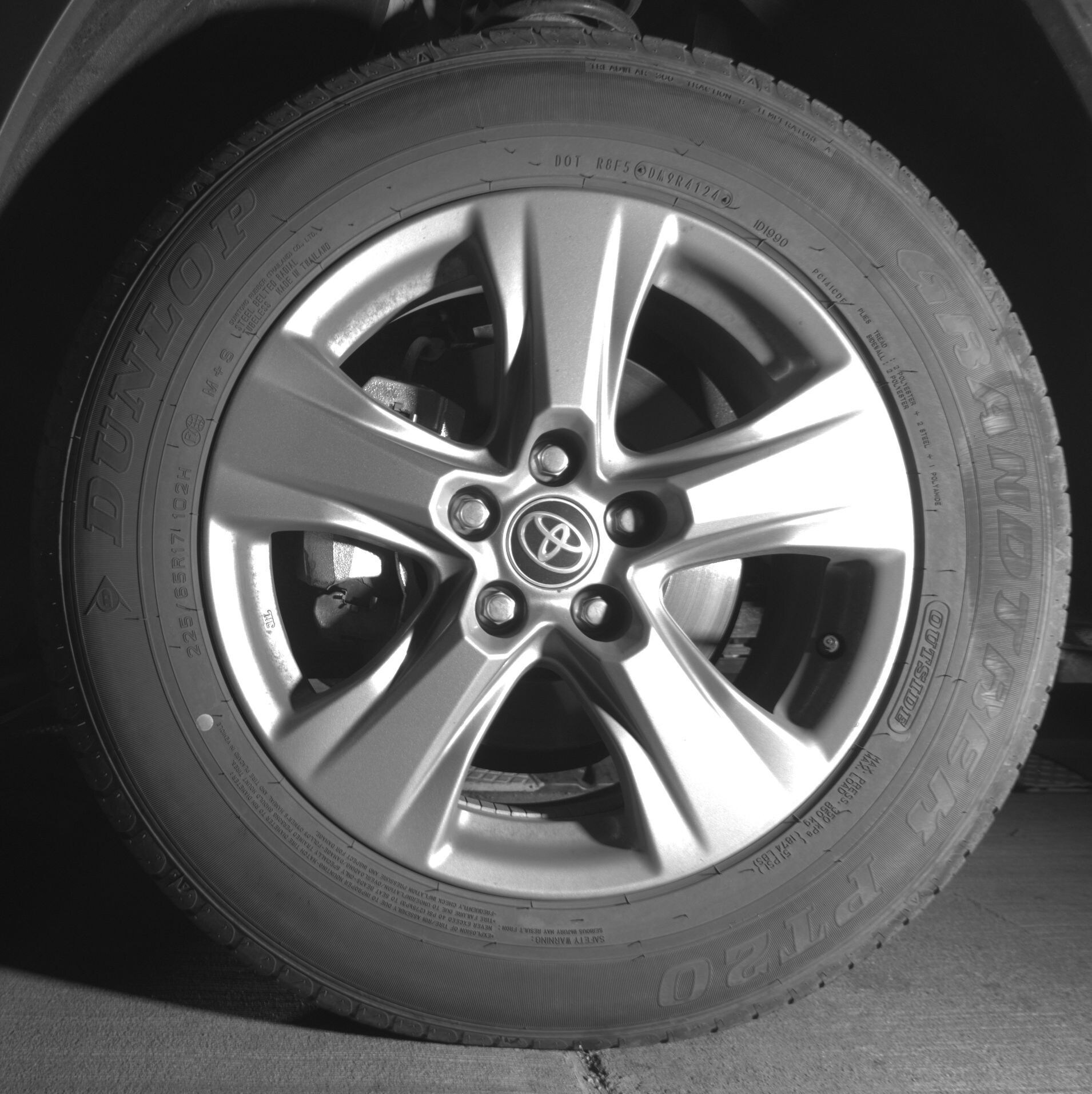 Thumbnail: 2025 Toyota RAV4 - 9