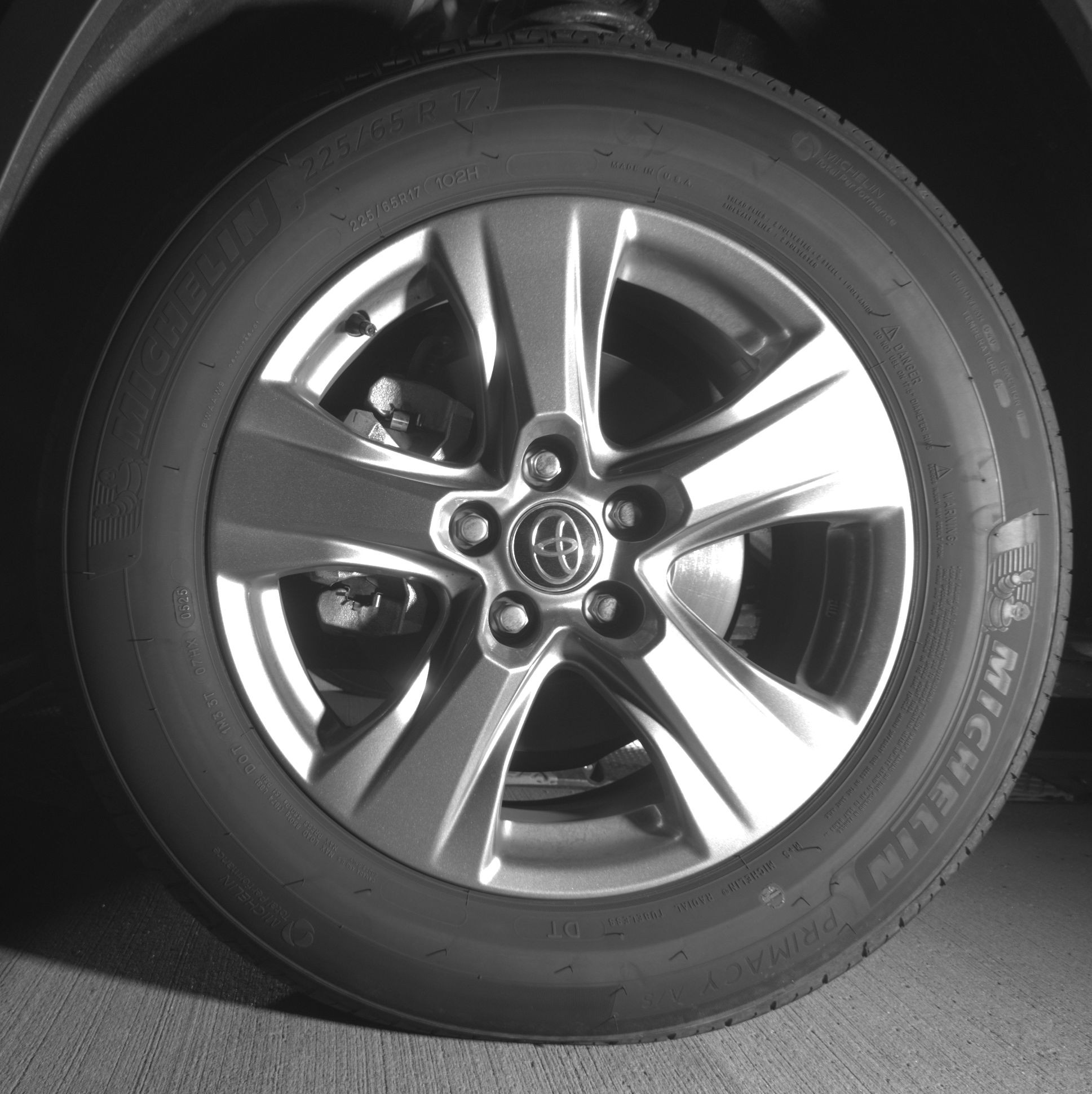 Thumbnail: 2025 Toyota RAV4 - 9