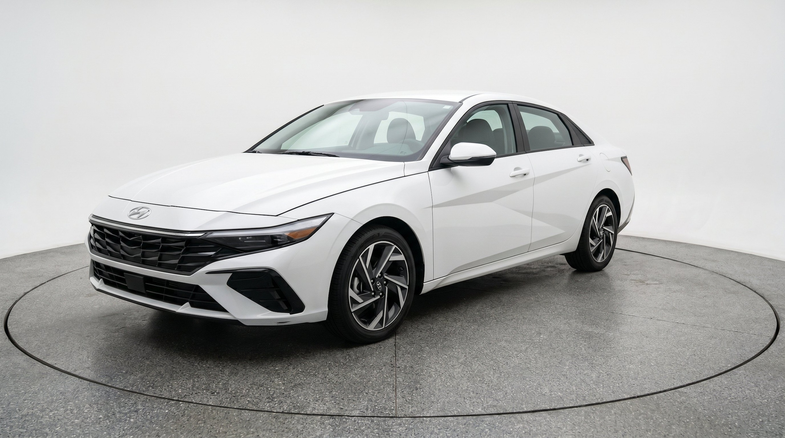 Thumbnail: 2025 Hyundai Elantra - 3