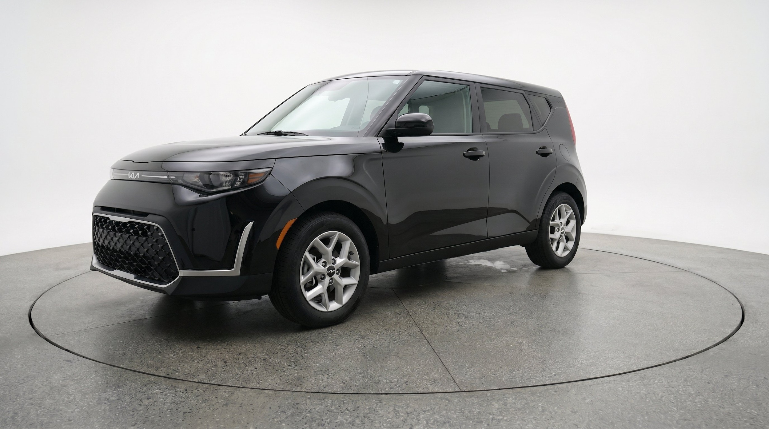 Thumbnail: 2025 Kia Soul - 3