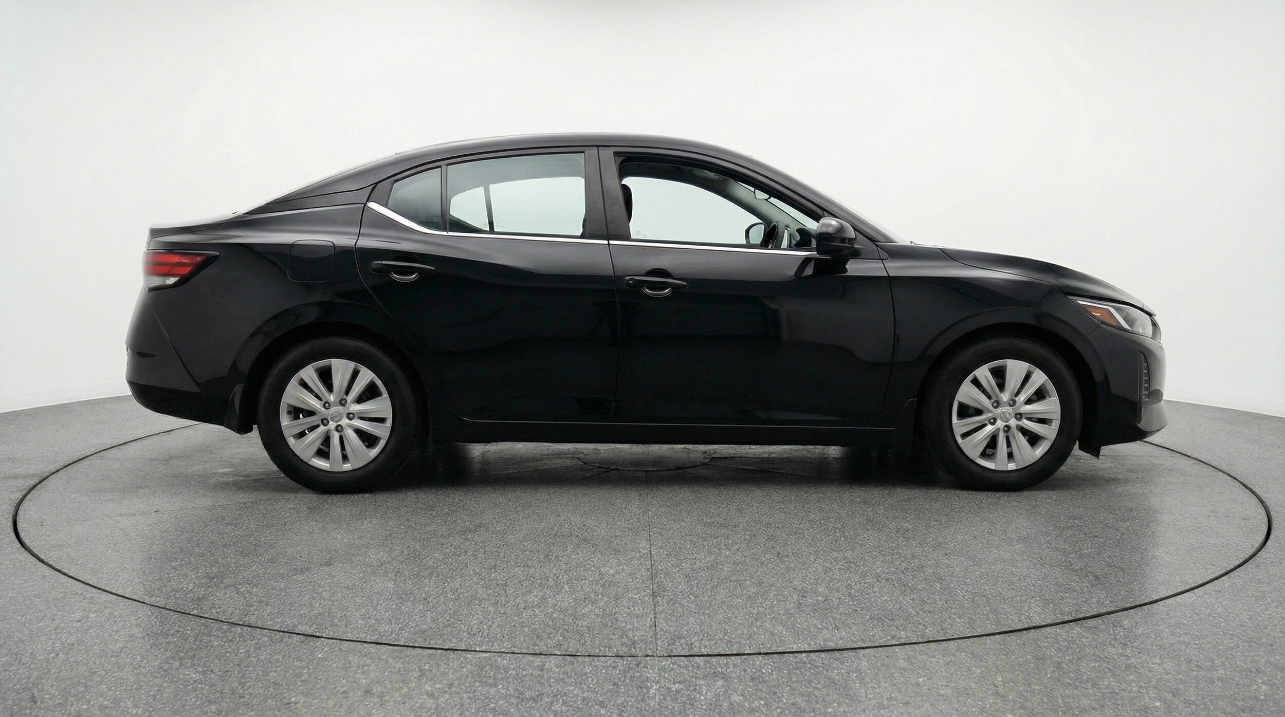 Thumbnail: 2025 Nissan Sentra - 11