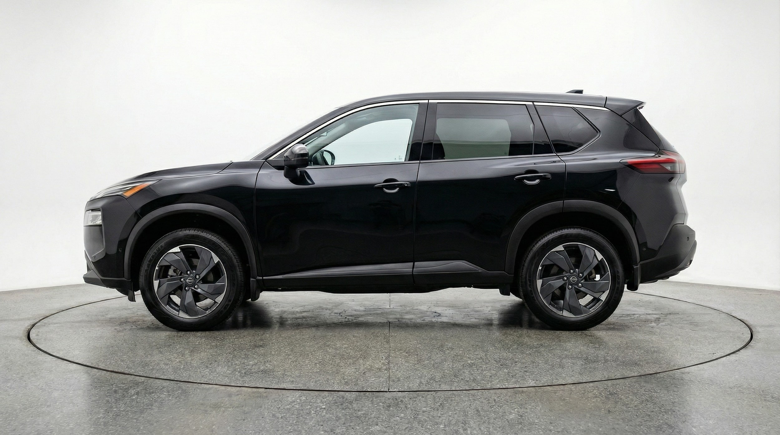 Thumbnail: 2025 Nissan Rogue - 4