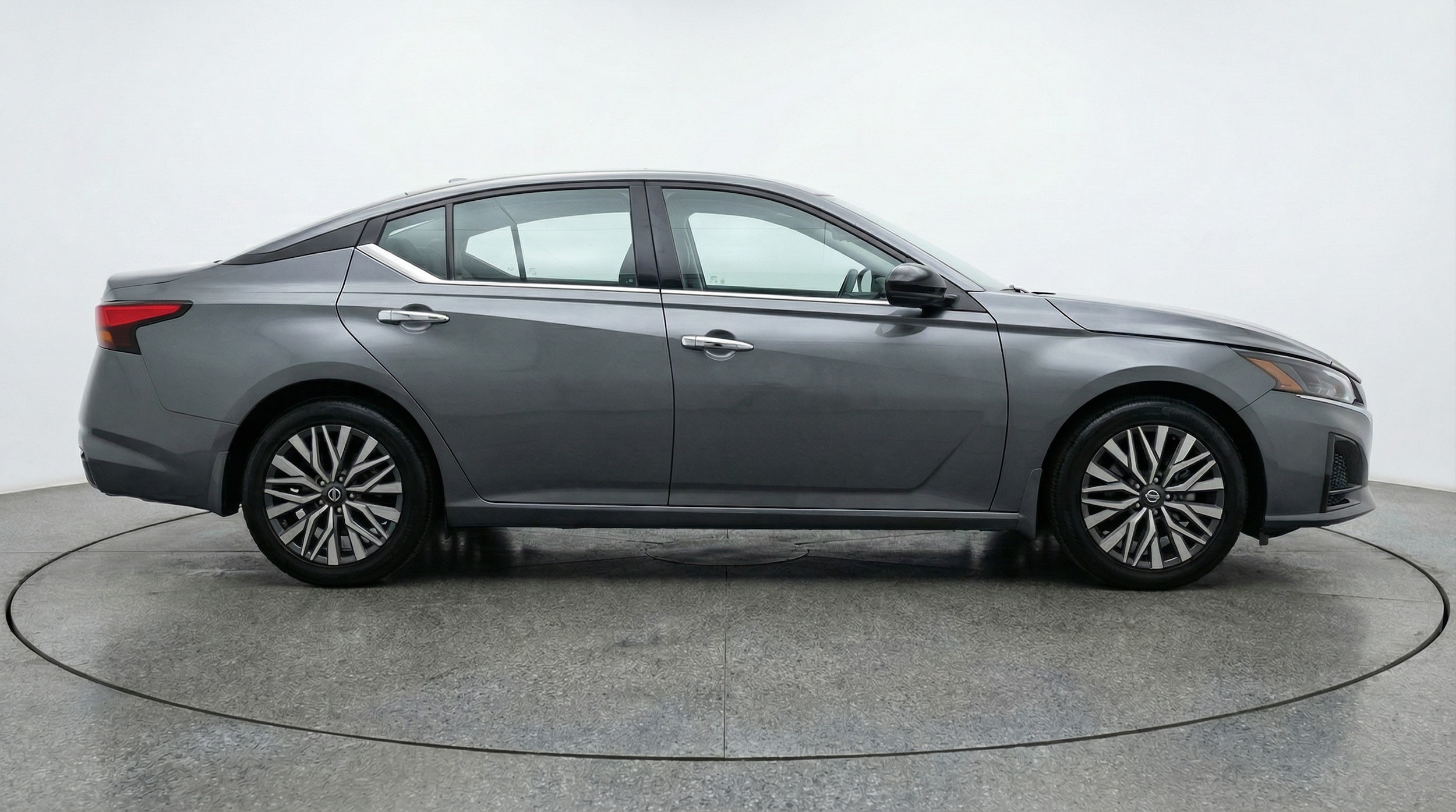 Thumbnail: 2025 Nissan Altima - 8