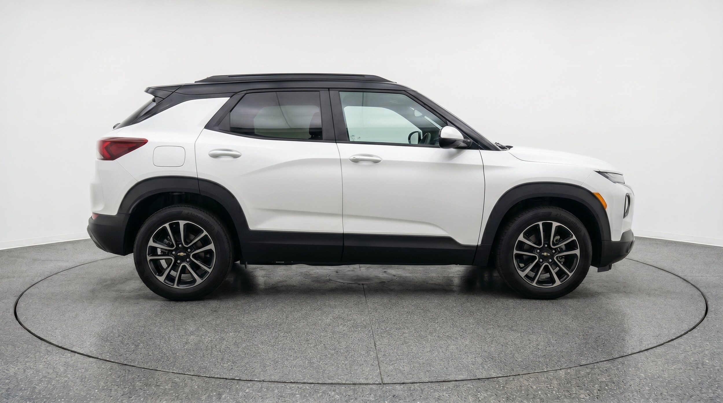 Thumbnail: 2025 Chevrolet TrailBlazer - 11