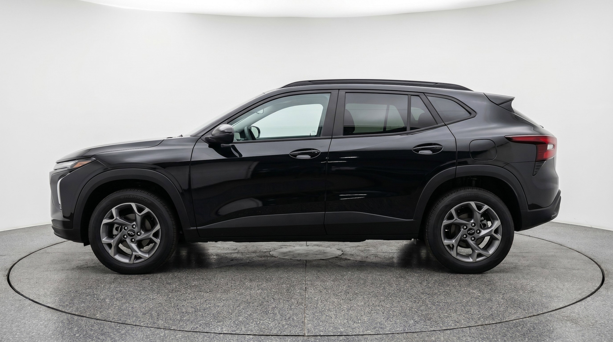 Thumbnail: 2025 Chevrolet Trax - 5
