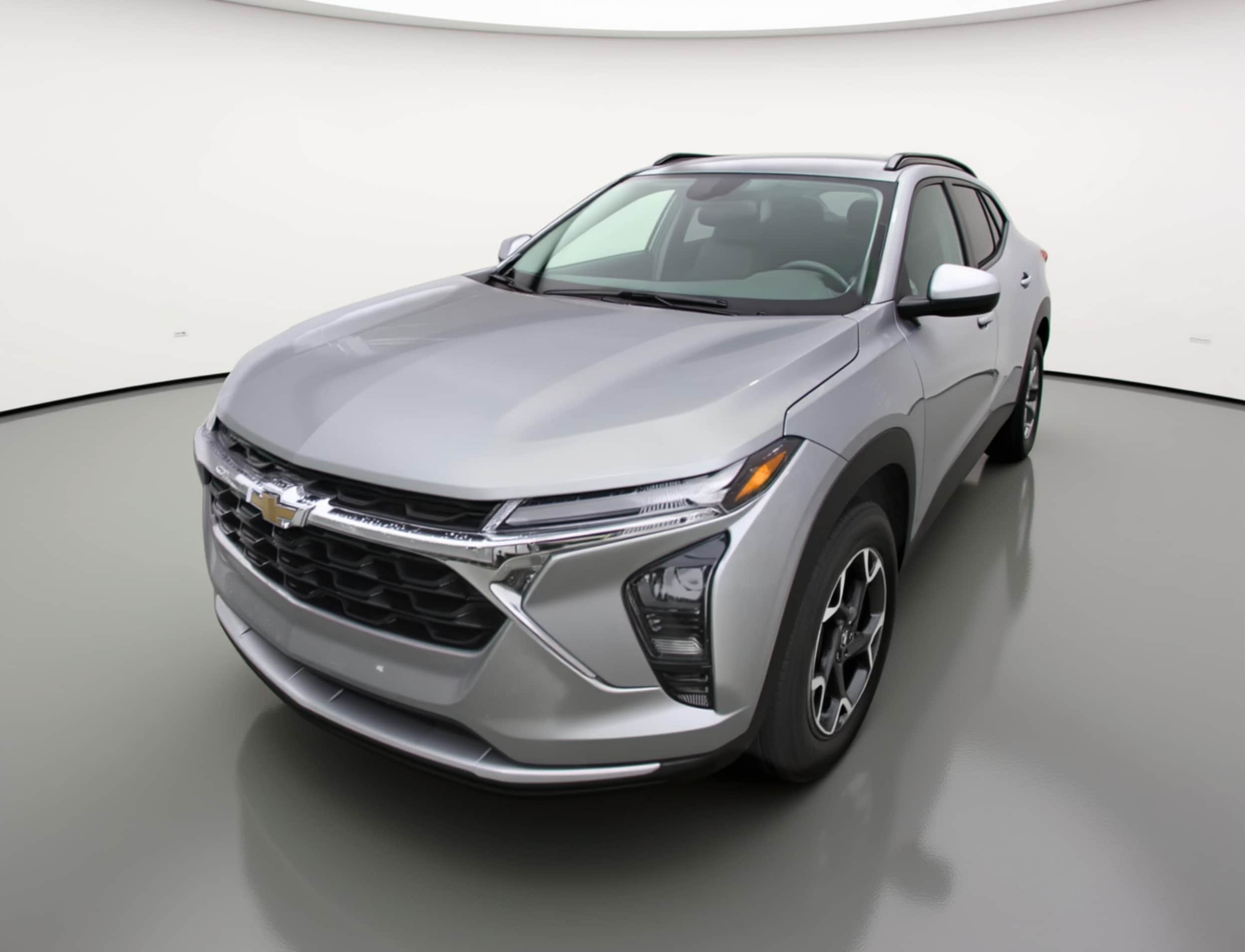 Thumbnail: 2025 Chevrolet Trax - 3