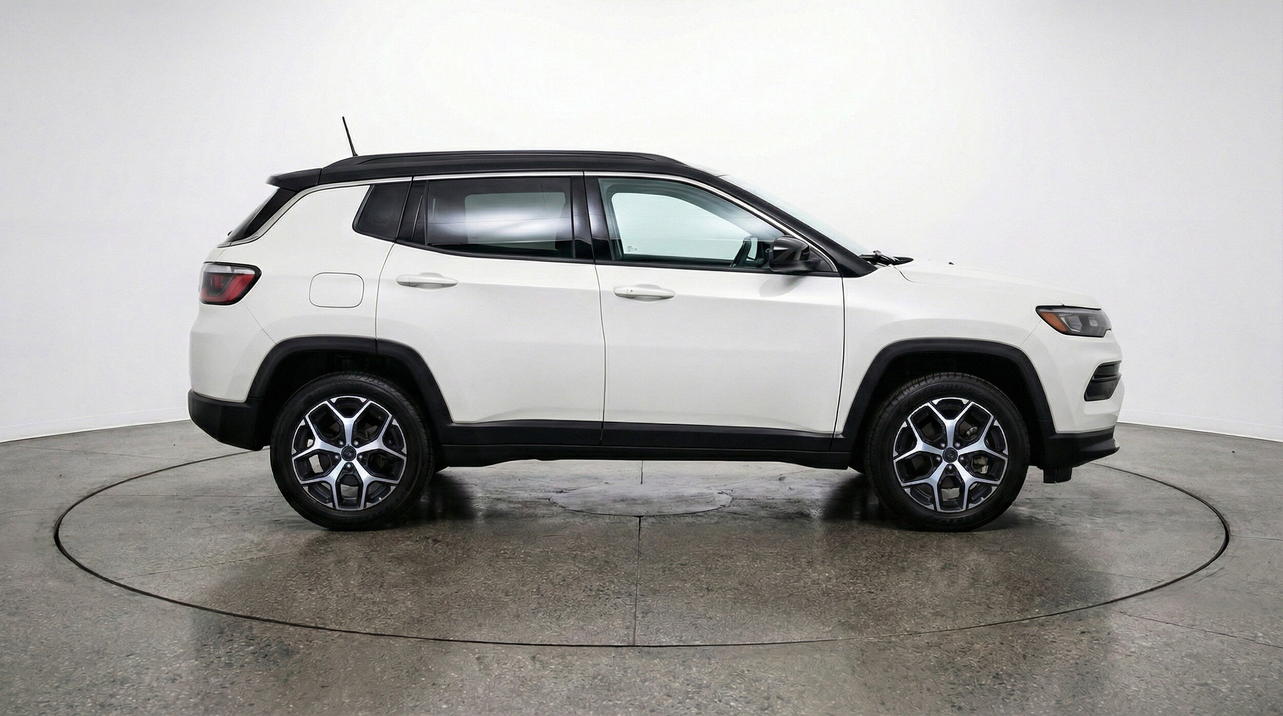 Thumbnail: 2025 Jeep Compass - 11