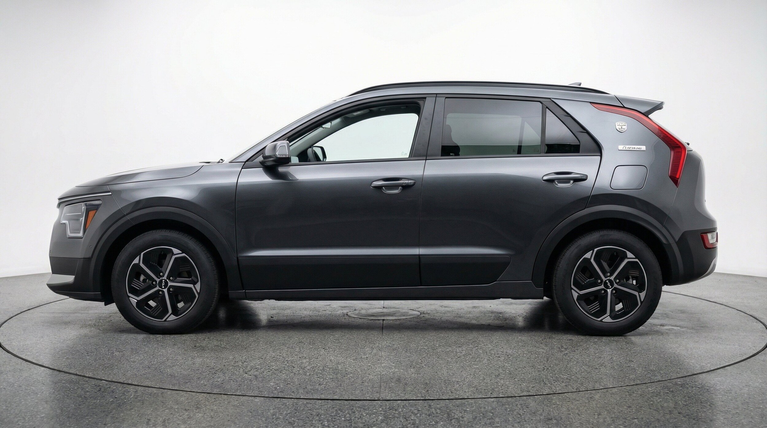 Thumbnail: 2026 Kia Niro - 5