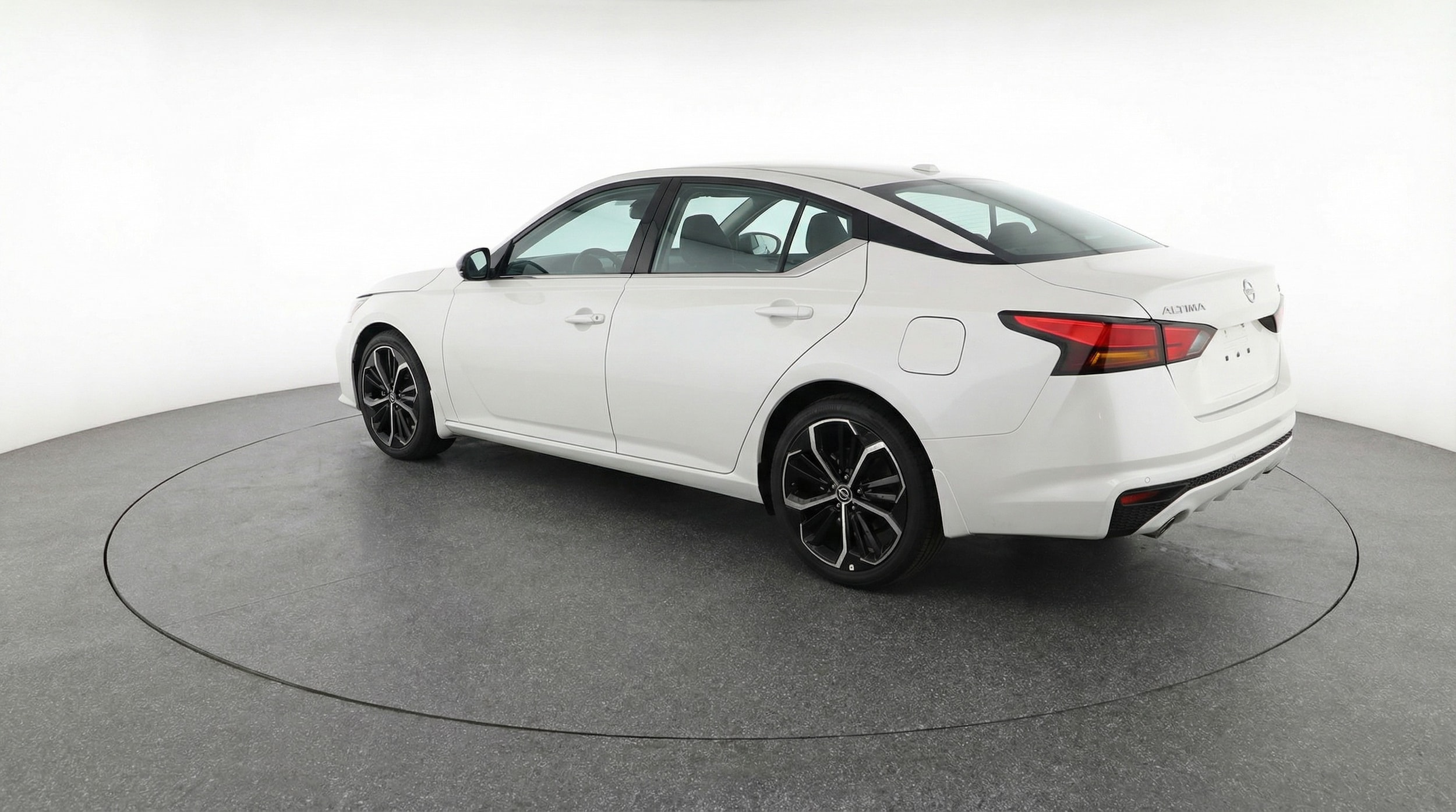 Thumbnail: 2025 Nissan Altima - 5