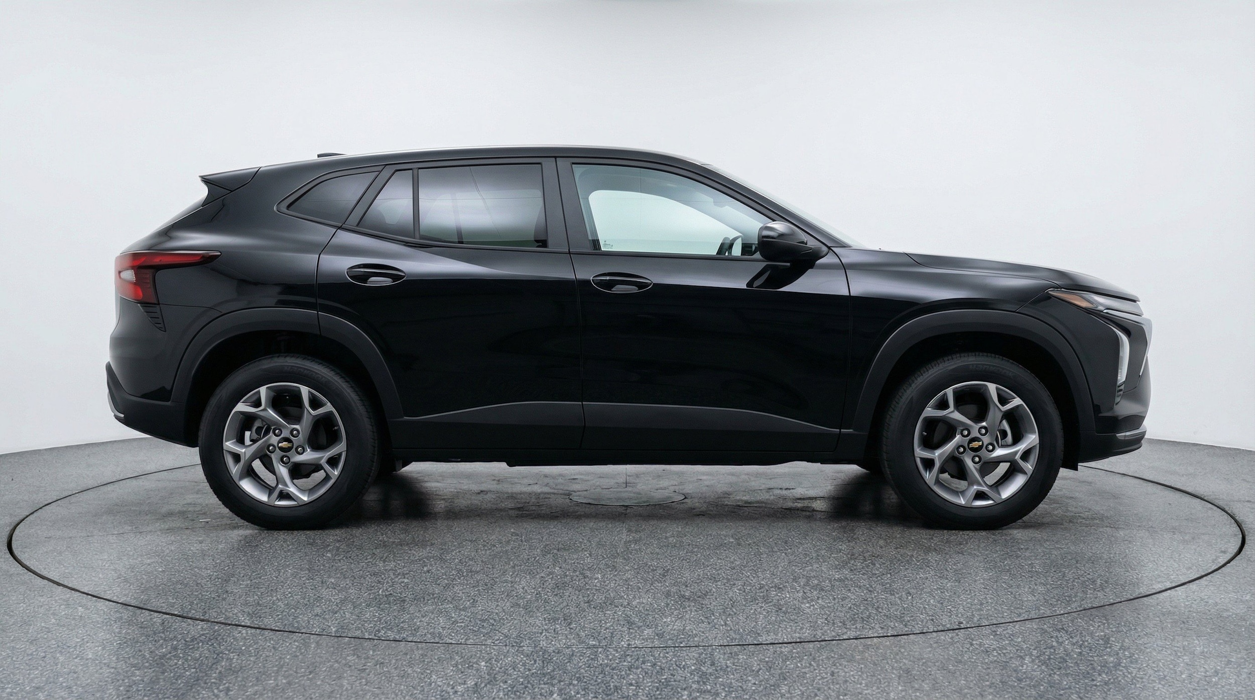 Thumbnail: 2025 Chevrolet Trax - 11