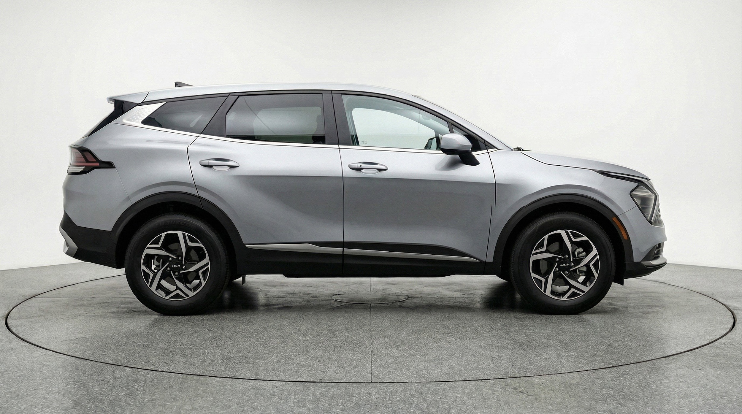 Thumbnail: 2025 Kia Sportage - 11