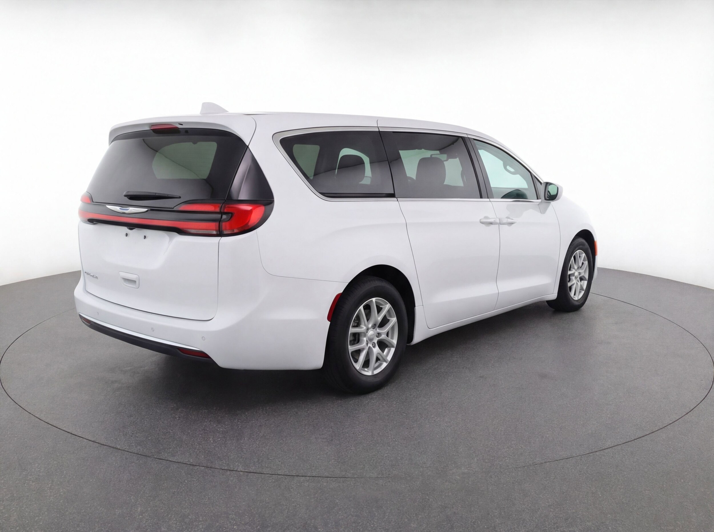 Thumbnail: 2024 Chrysler Pacifica - 9