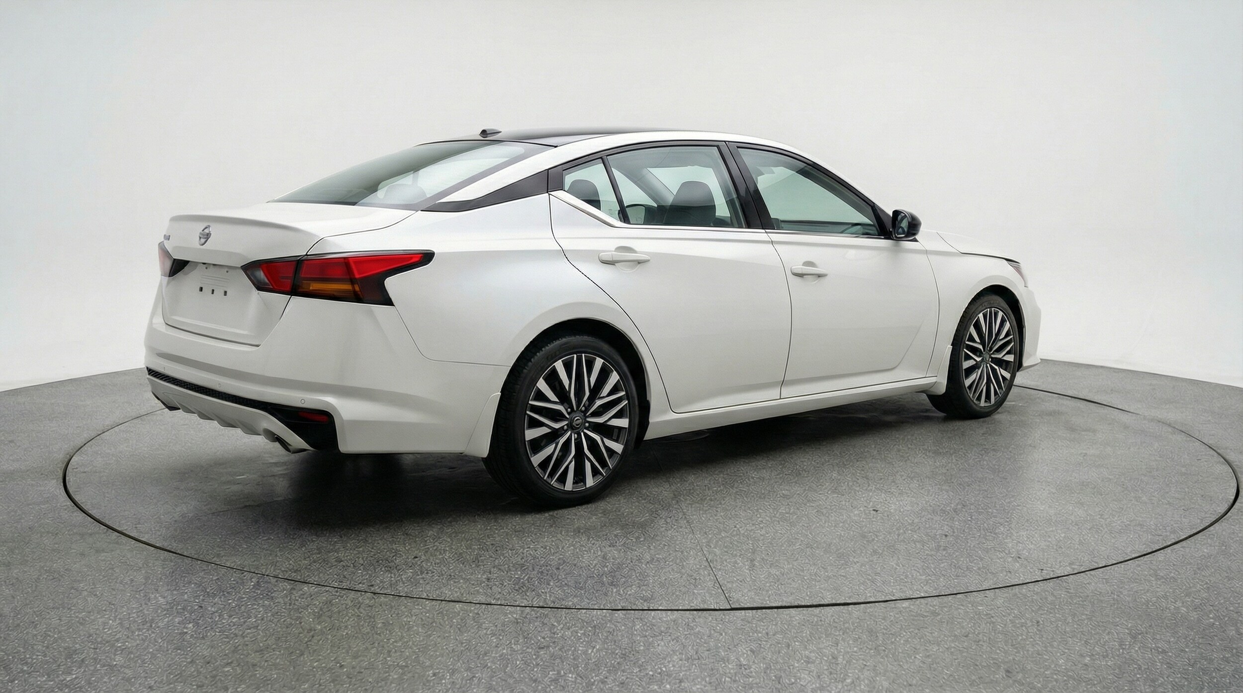 Thumbnail: 2025 Nissan Altima - 7