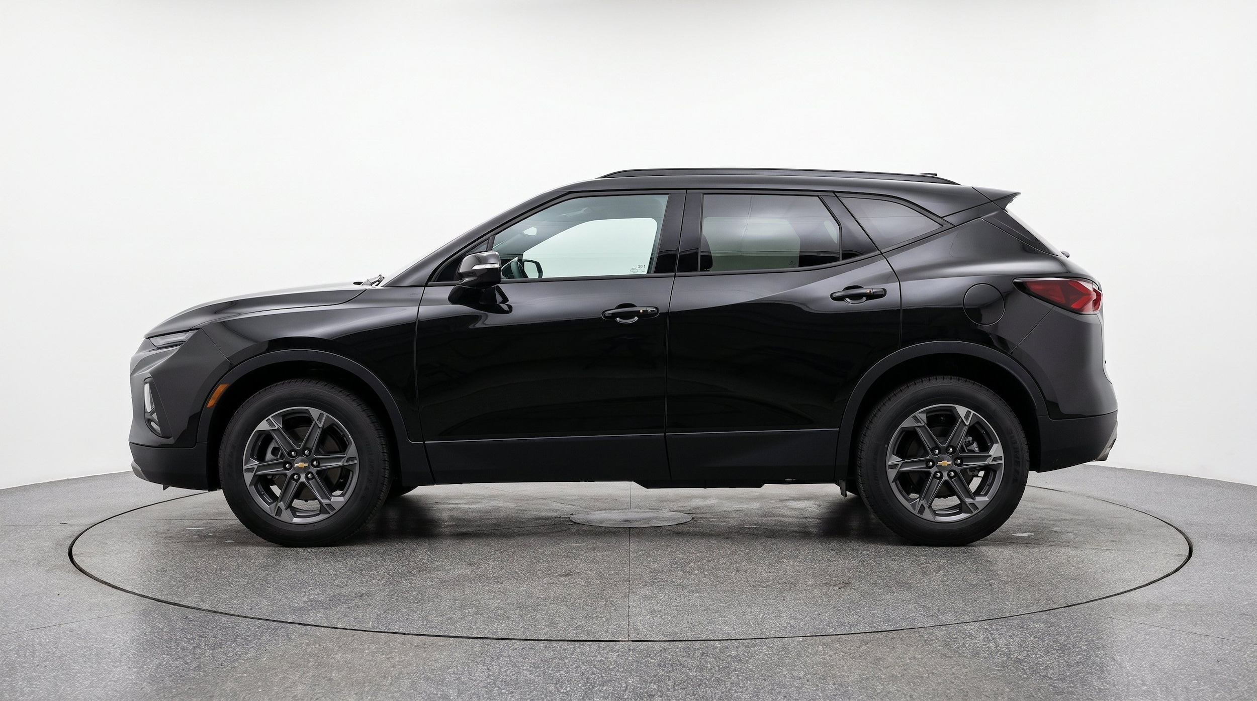 Thumbnail: 2025 Chevrolet Blazer - 5