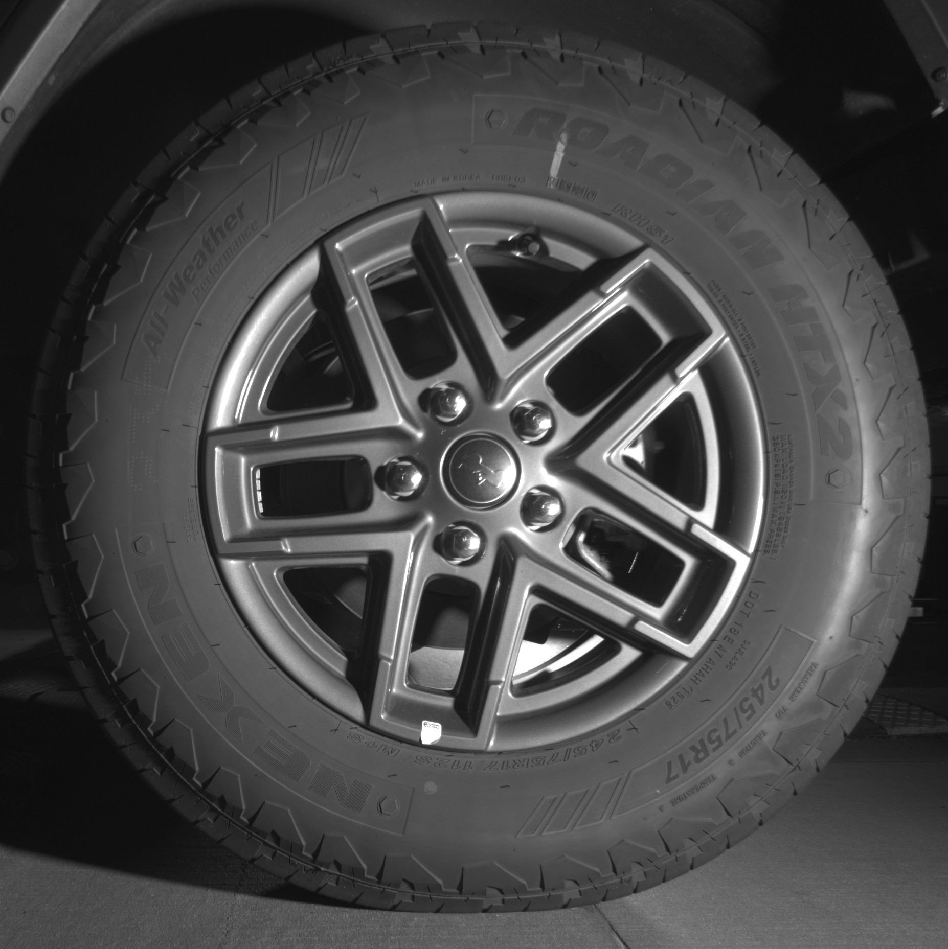 Thumbnail: 2025 Jeep Wrangler - 14