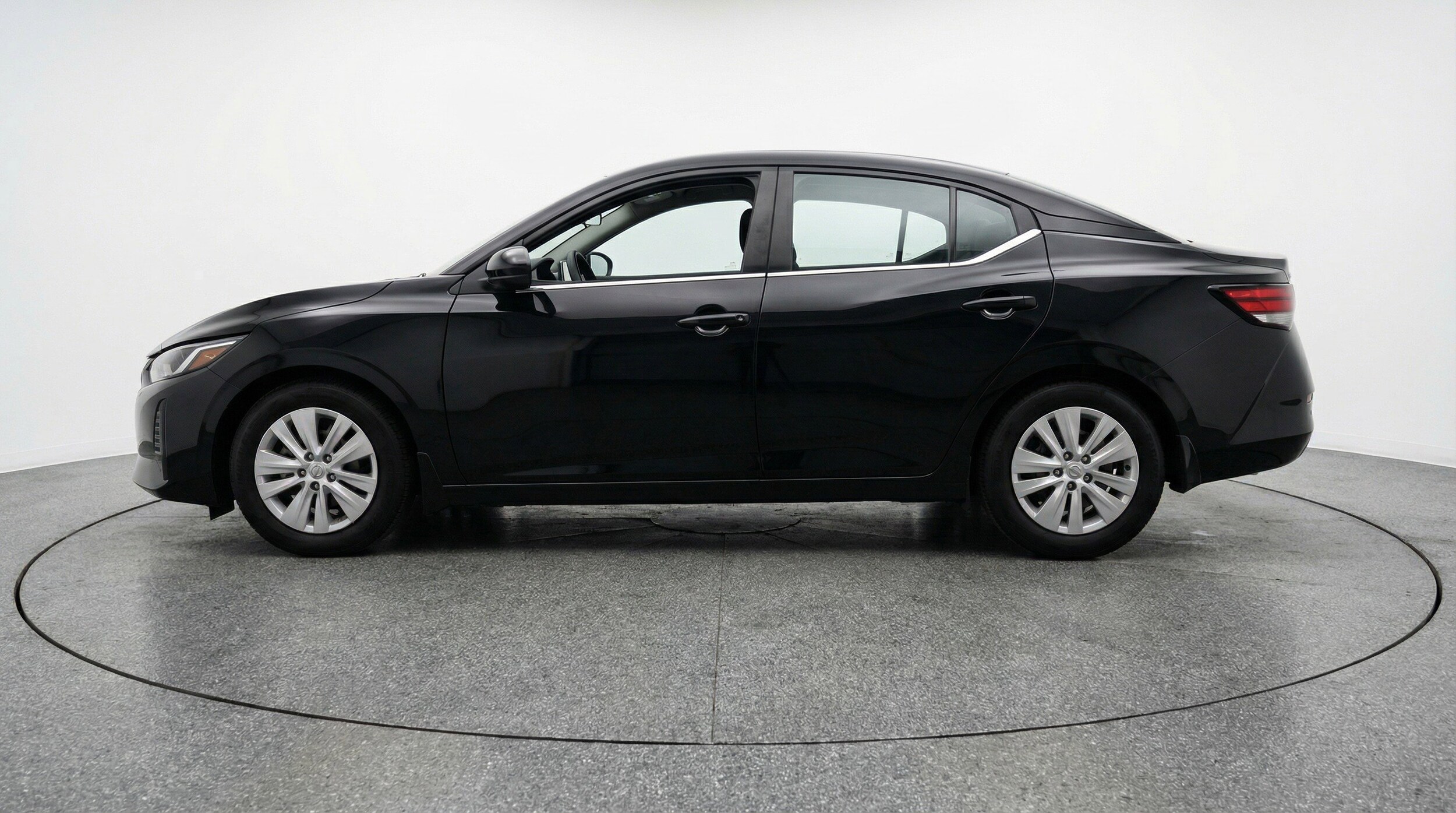 Thumbnail: 2025 Nissan Sentra - 5
