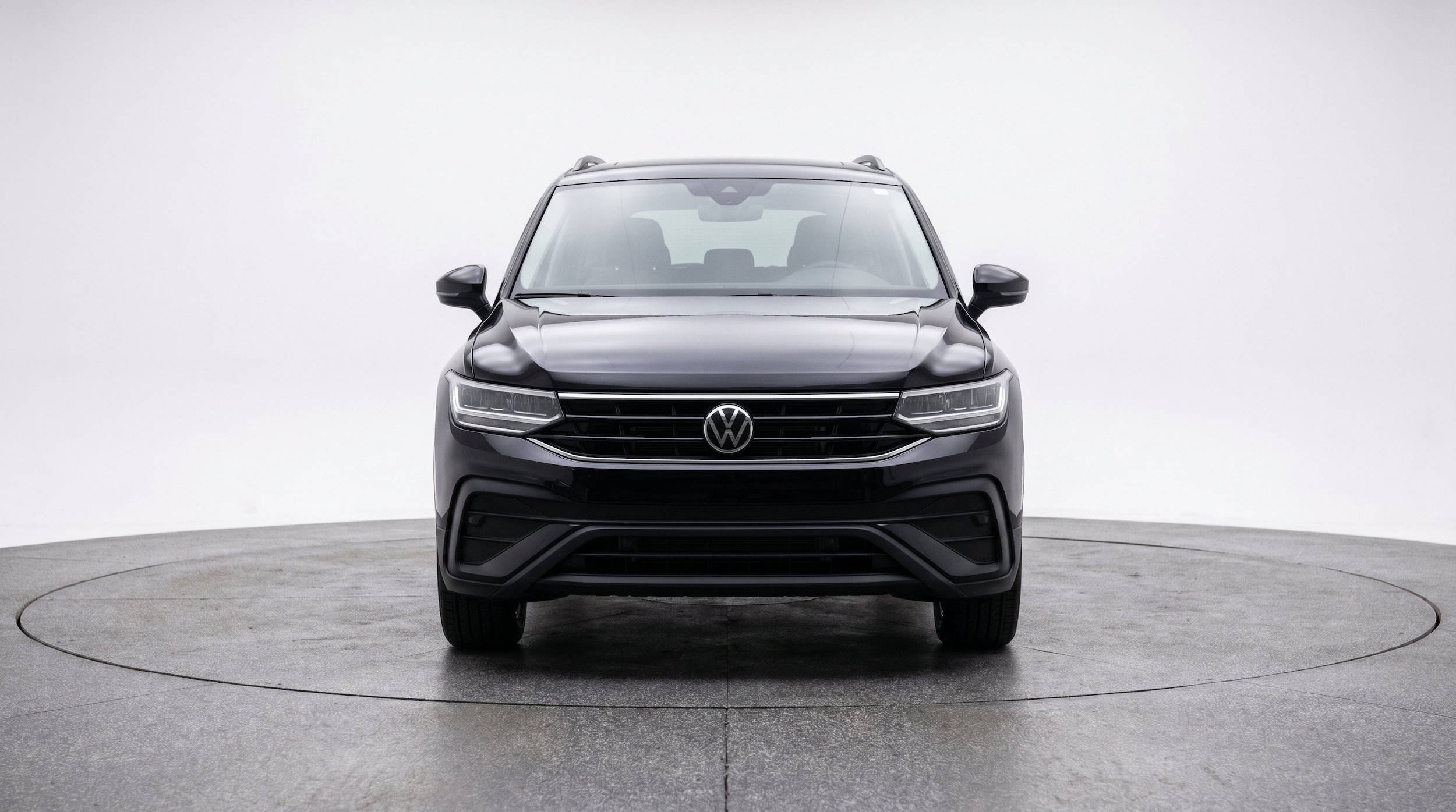 Thumbnail: 2026 Volkswagen Tiguan - 2