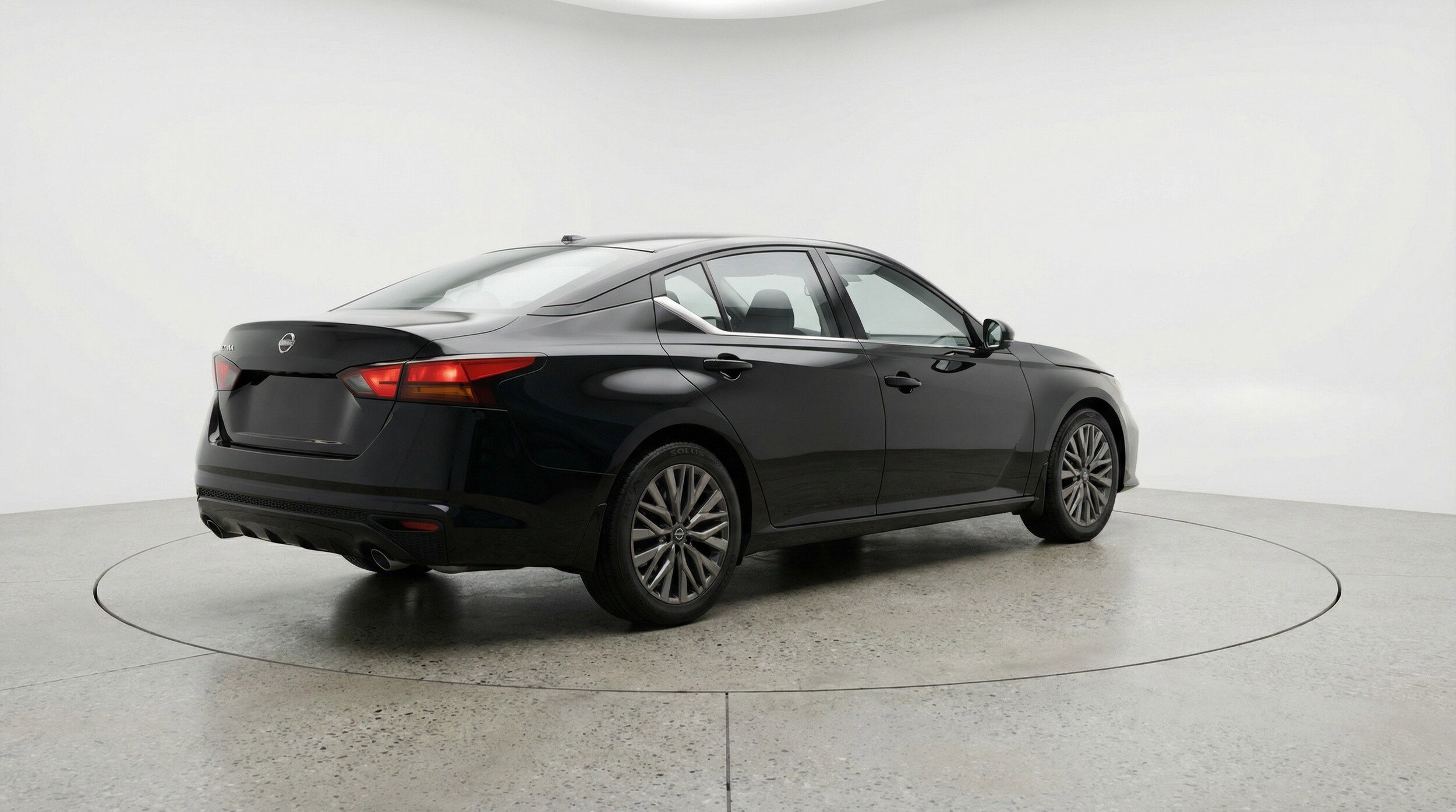 Thumbnail: 2025 Nissan Altima - 9