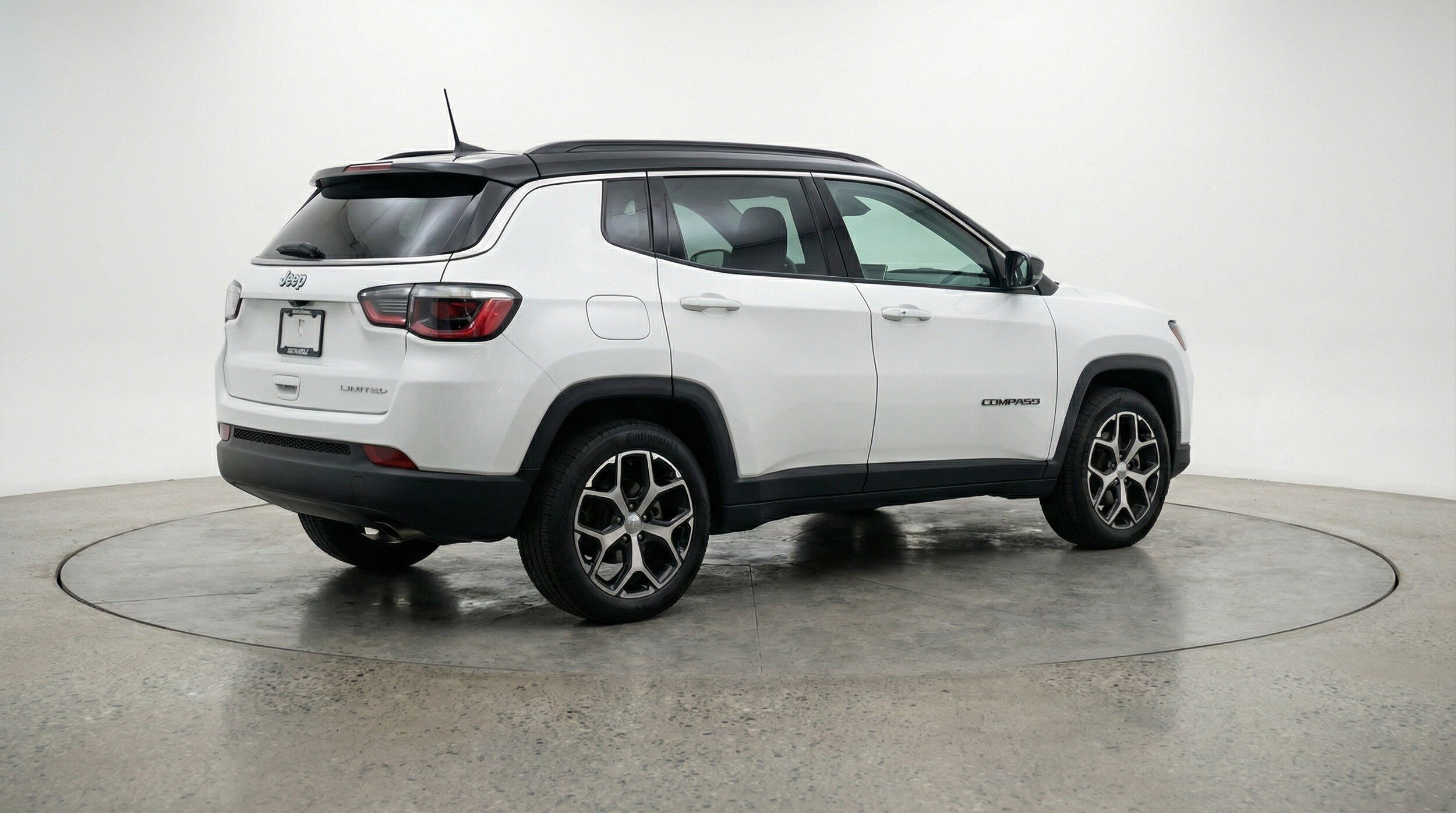 Thumbnail: 2025 Jeep Compass - 9