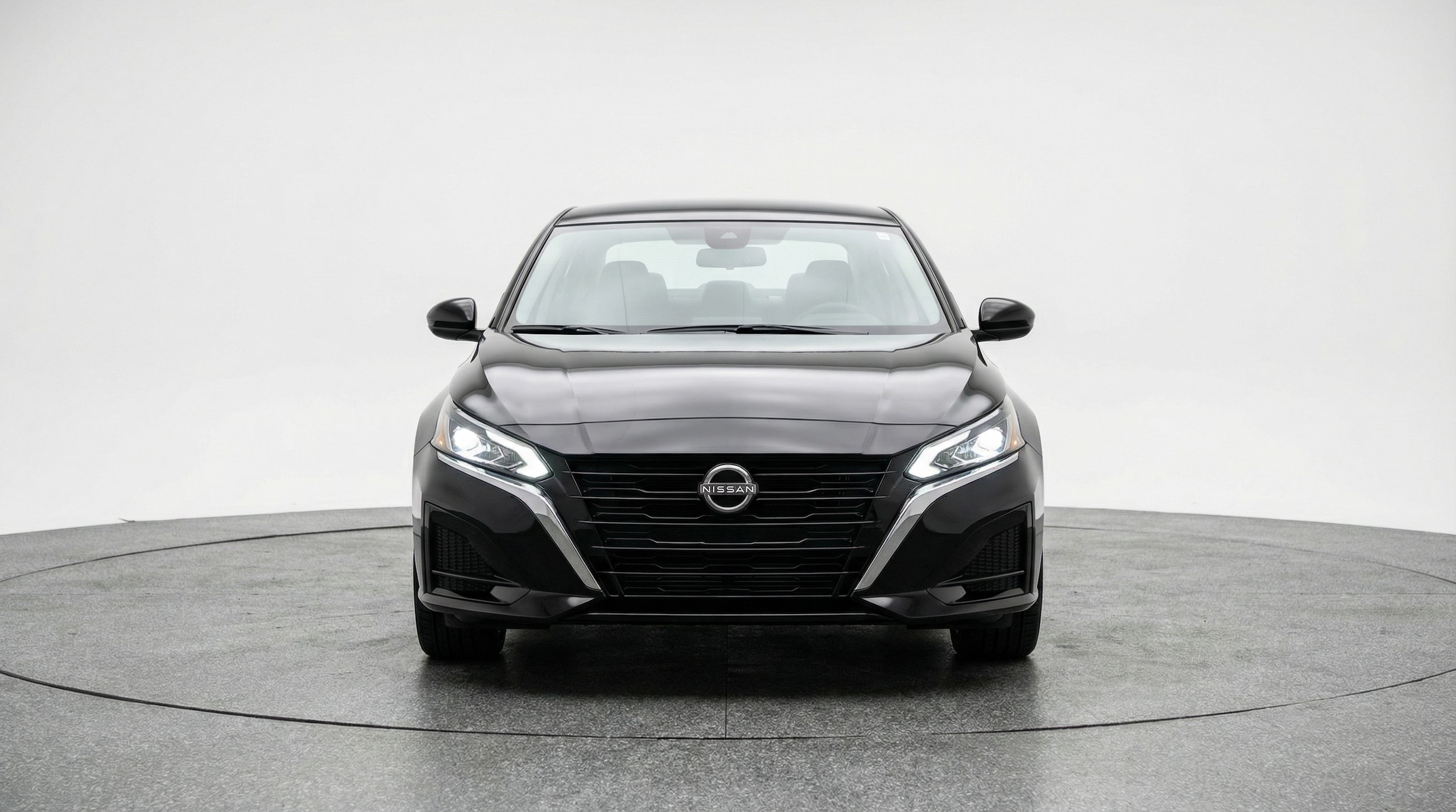 Thumbnail: 2025 Nissan Altima - 2