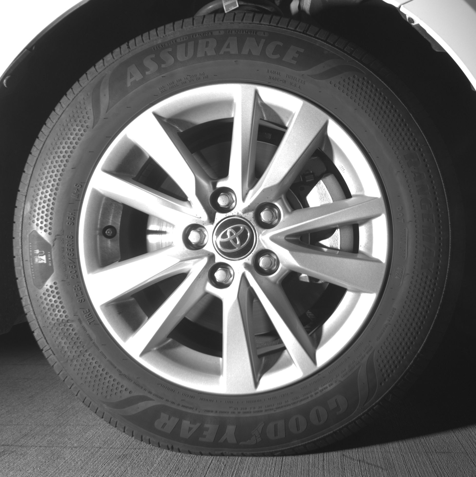 Thumbnail: 2025 Toyota Camry - 10