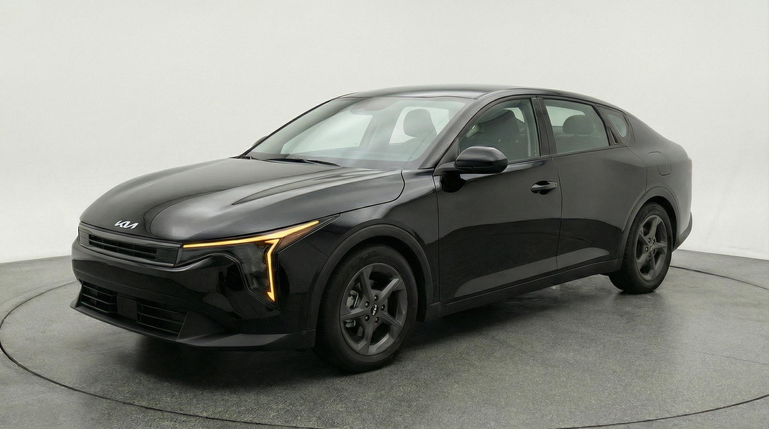 Thumbnail: 2025 Kia K4 - 3