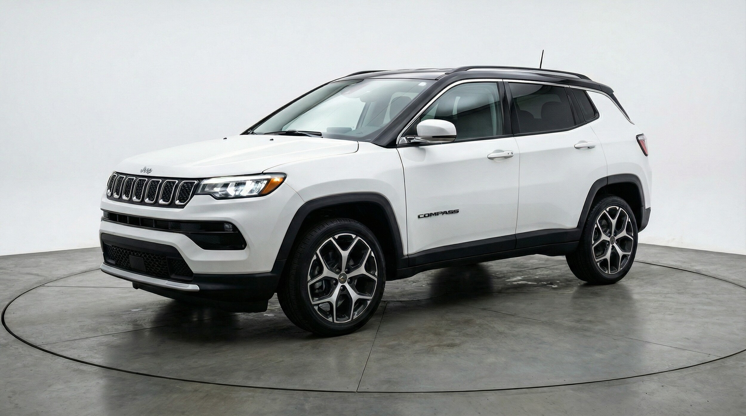 Thumbnail: 2025 Jeep Compass - 3