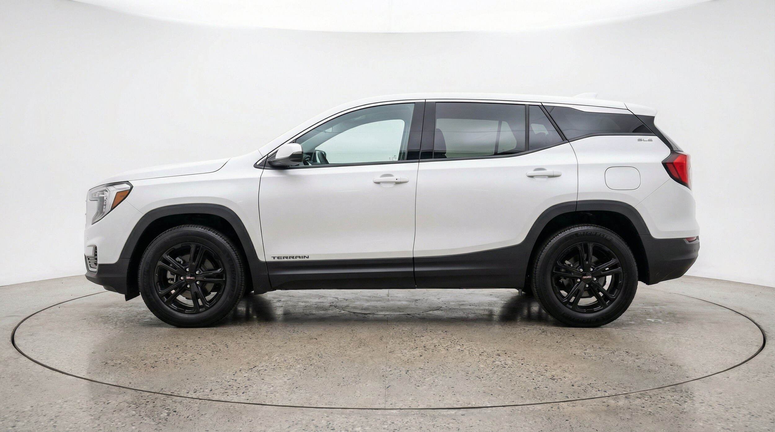 Thumbnail: 2024 GMC Terrain - 5