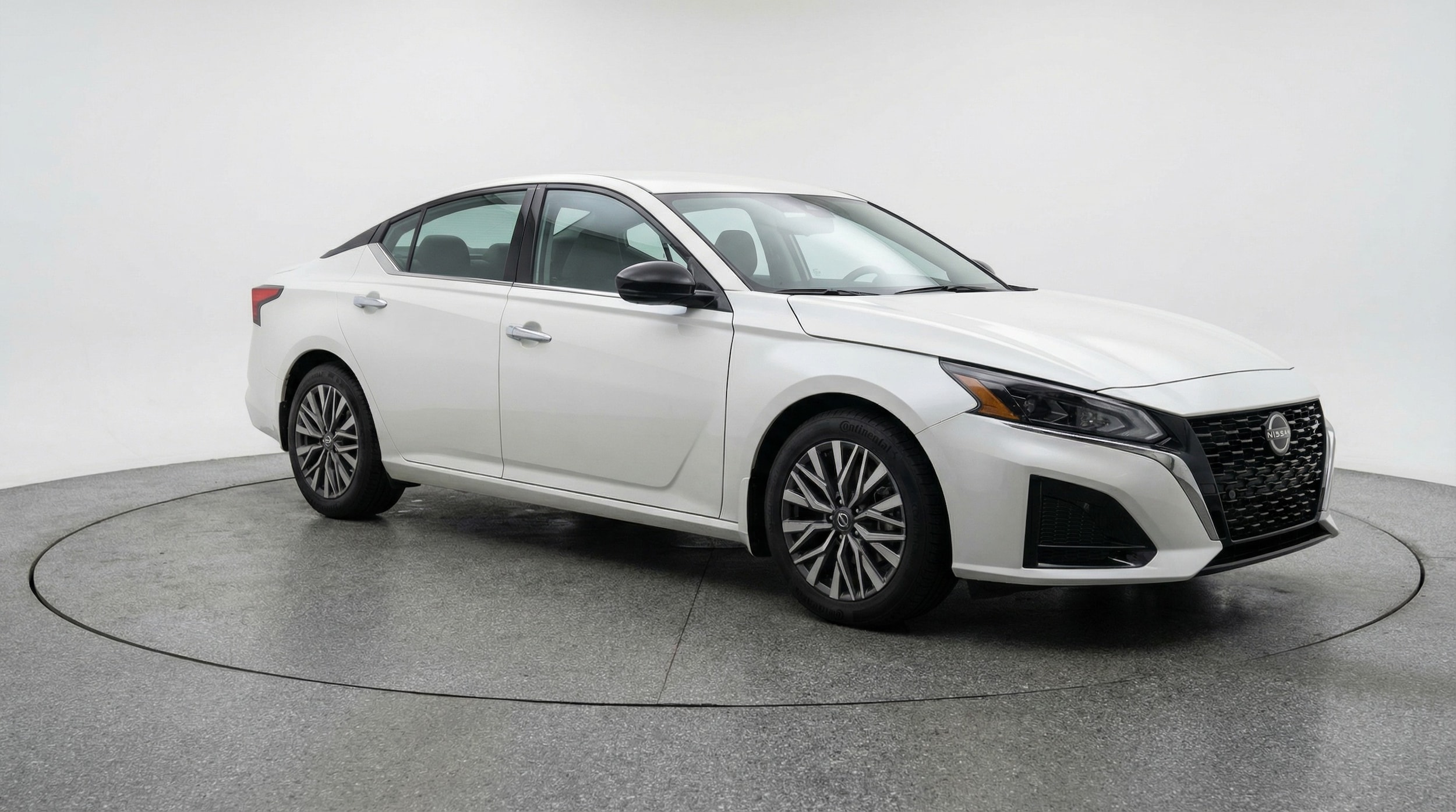 Thumbnail: 2025 Nissan Altima - 1