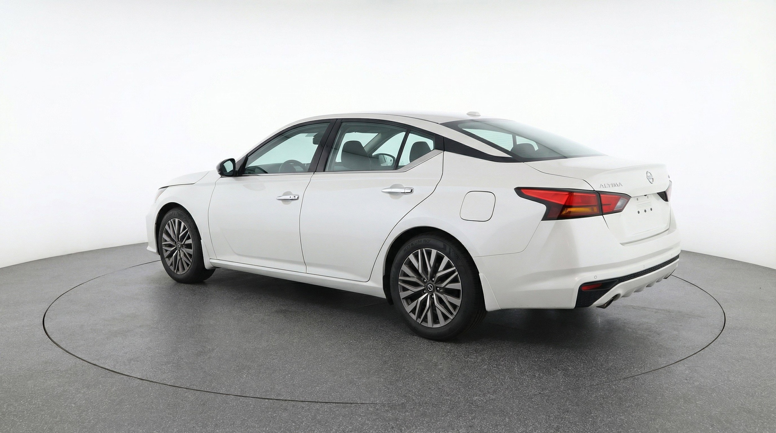 Thumbnail: 2025 Nissan Altima - 6