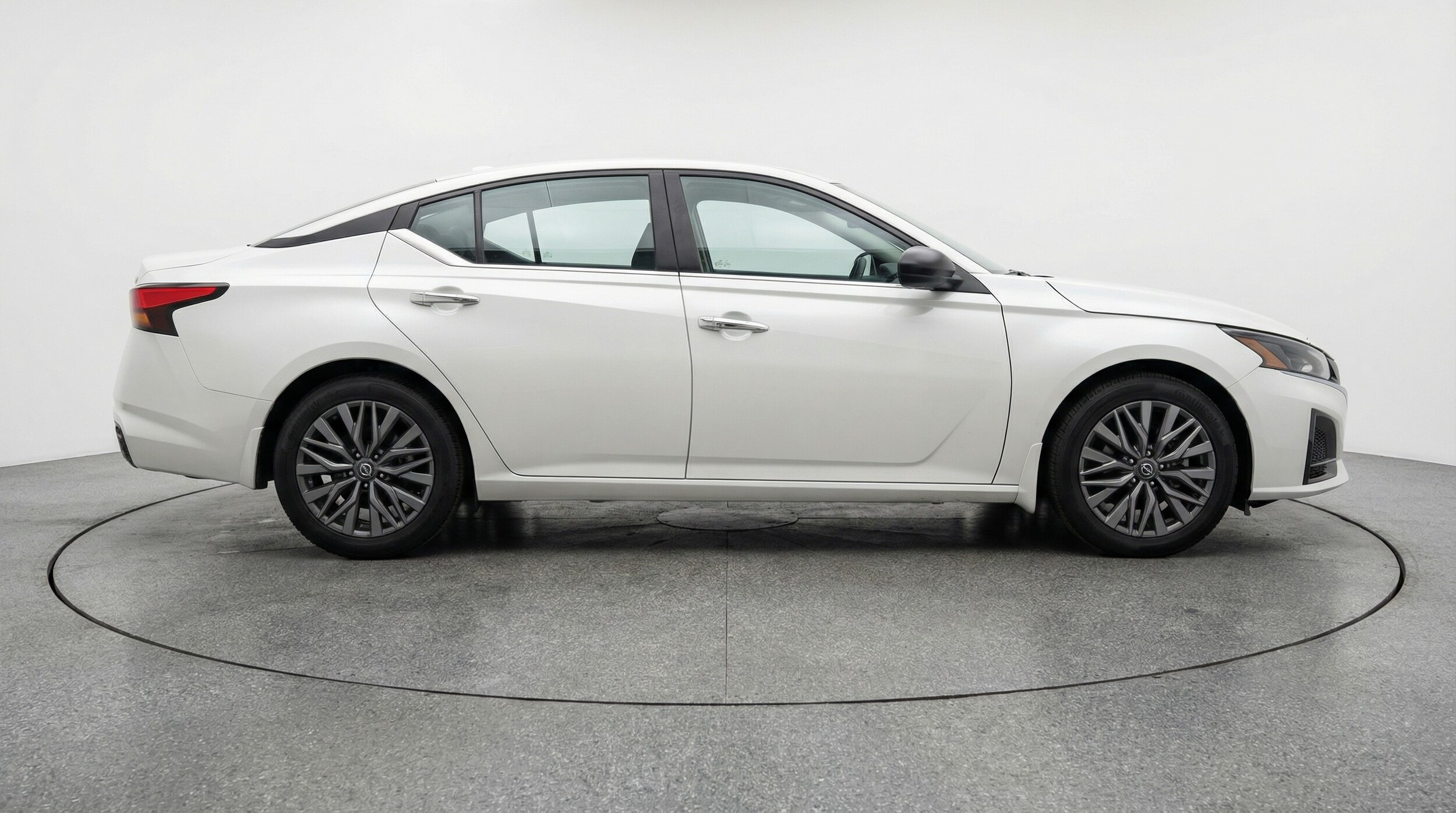 Thumbnail: 2025 Nissan Altima - 8