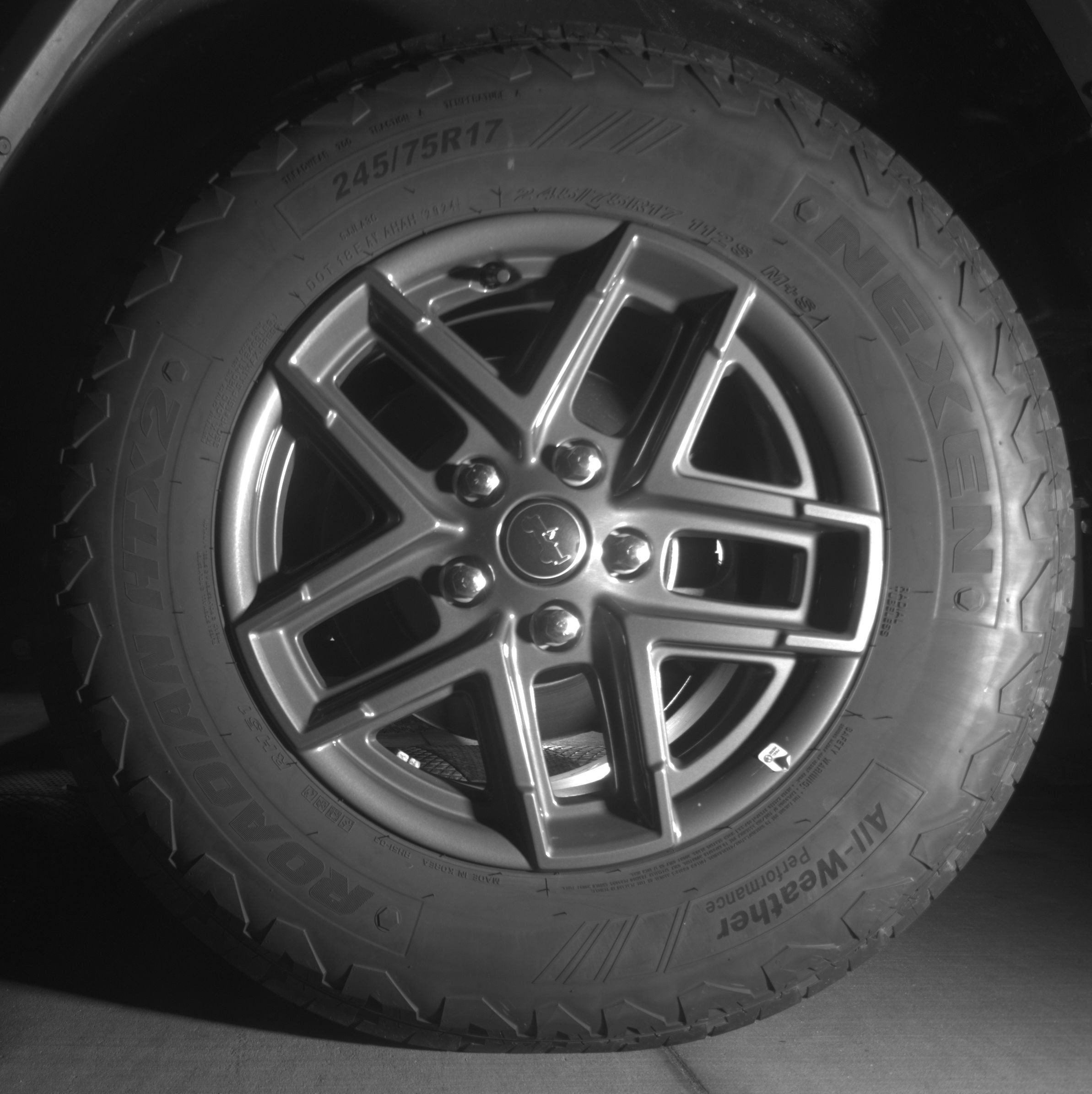 Thumbnail: 2025 Jeep Wrangler - 14