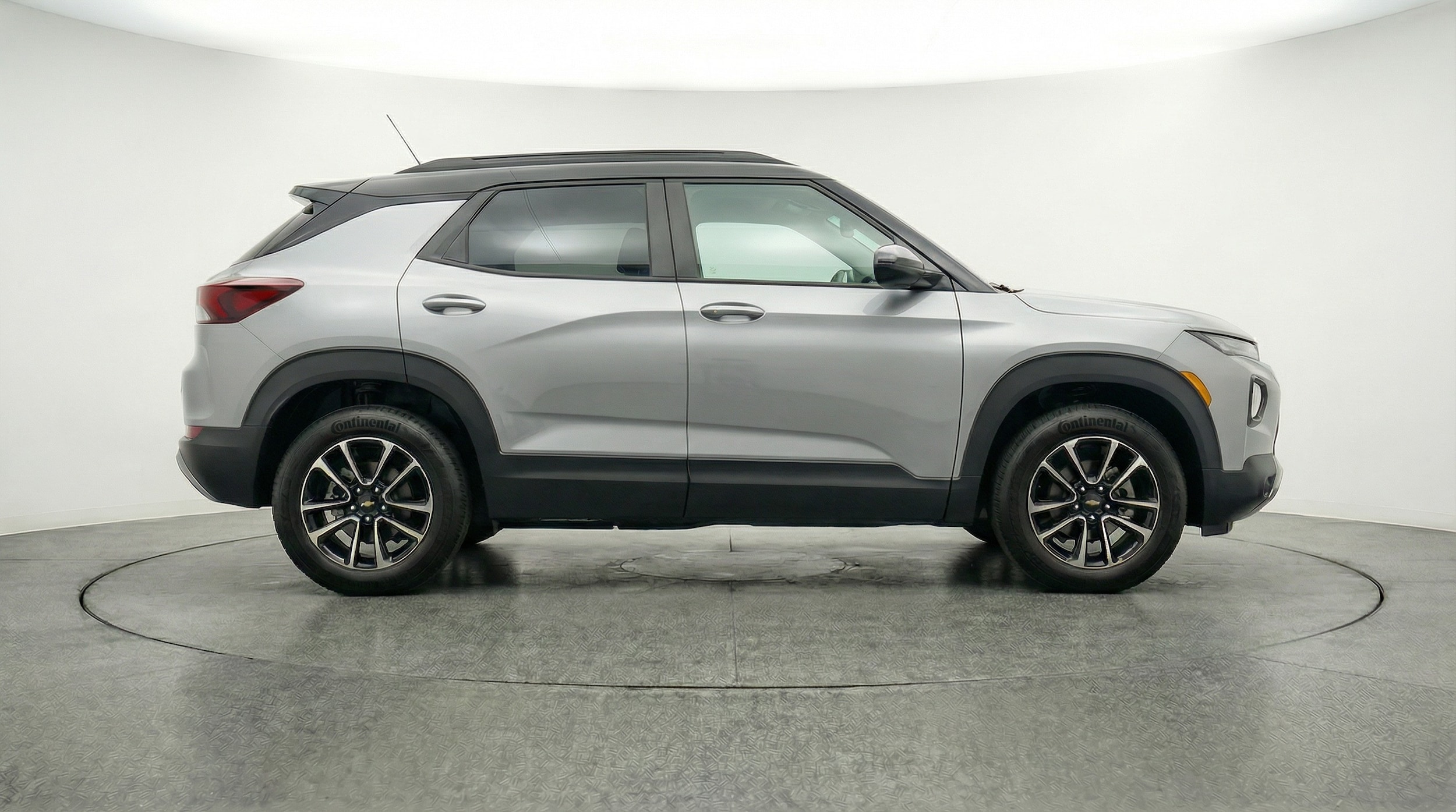 Thumbnail: 2025 Chevrolet TrailBlazer - 8