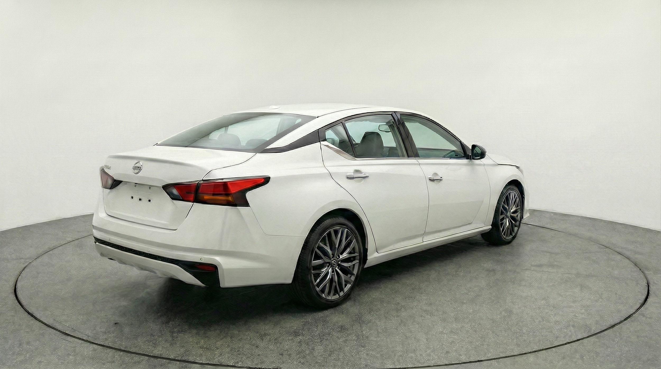 Thumbnail: 2025 Nissan Altima - 7